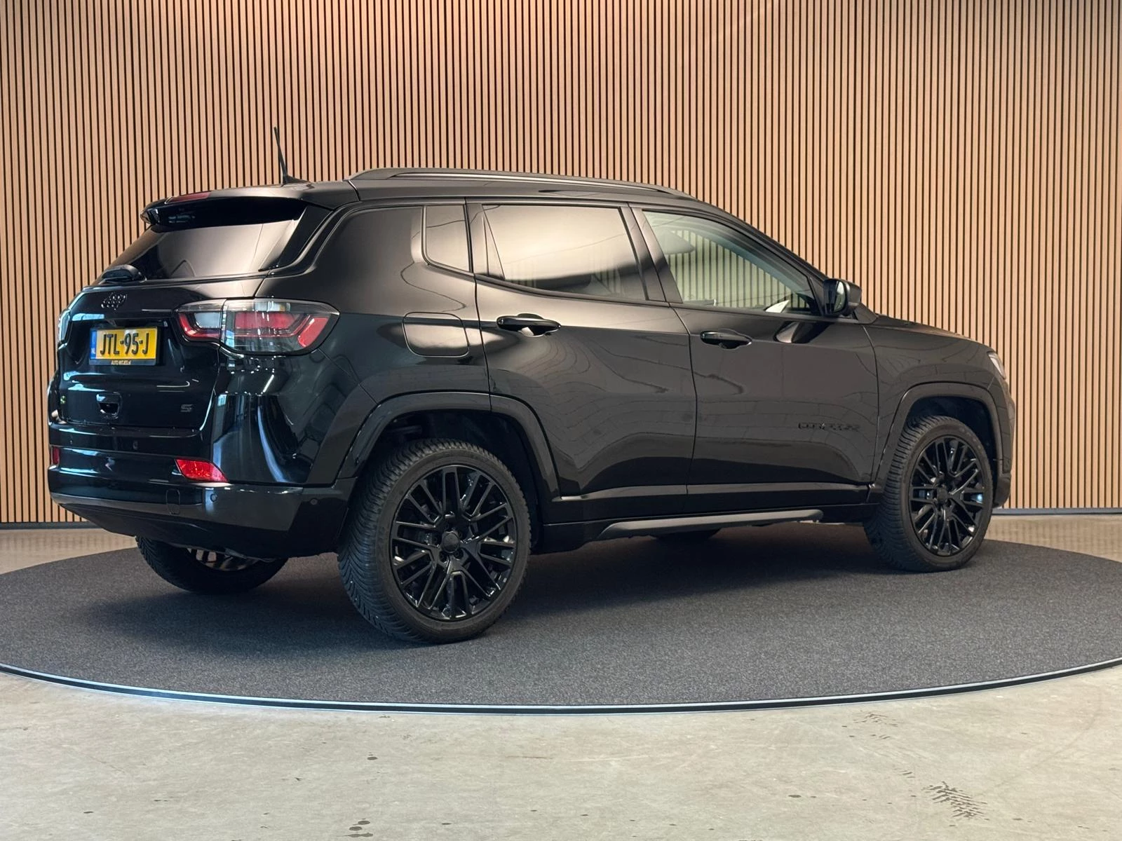 Hoofdafbeelding Jeep Compass