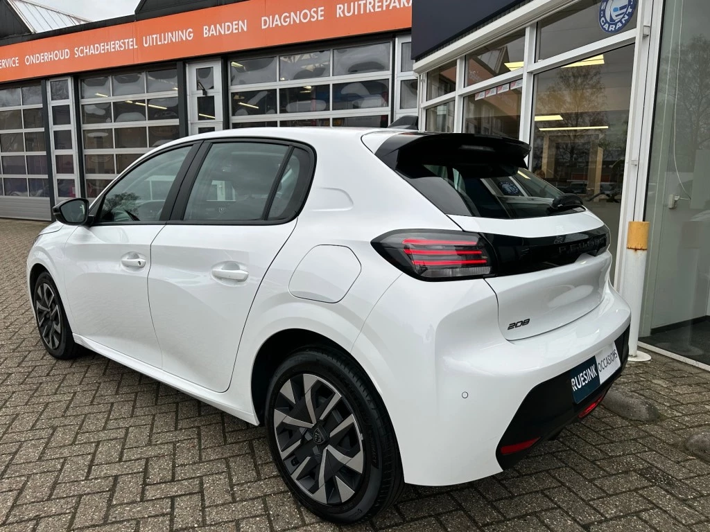 Hoofdafbeelding Peugeot 208