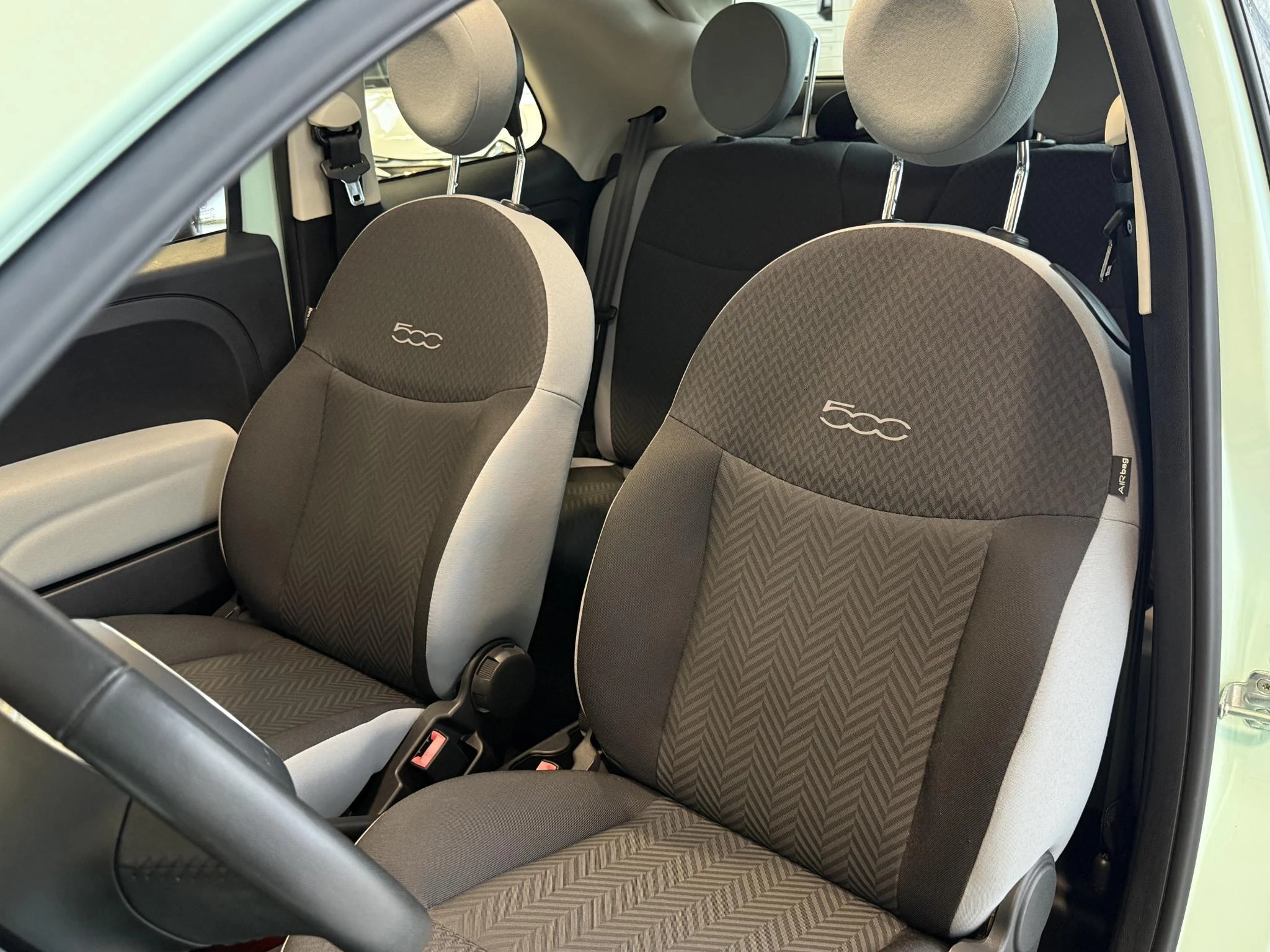 Hoofdafbeelding Fiat 500C