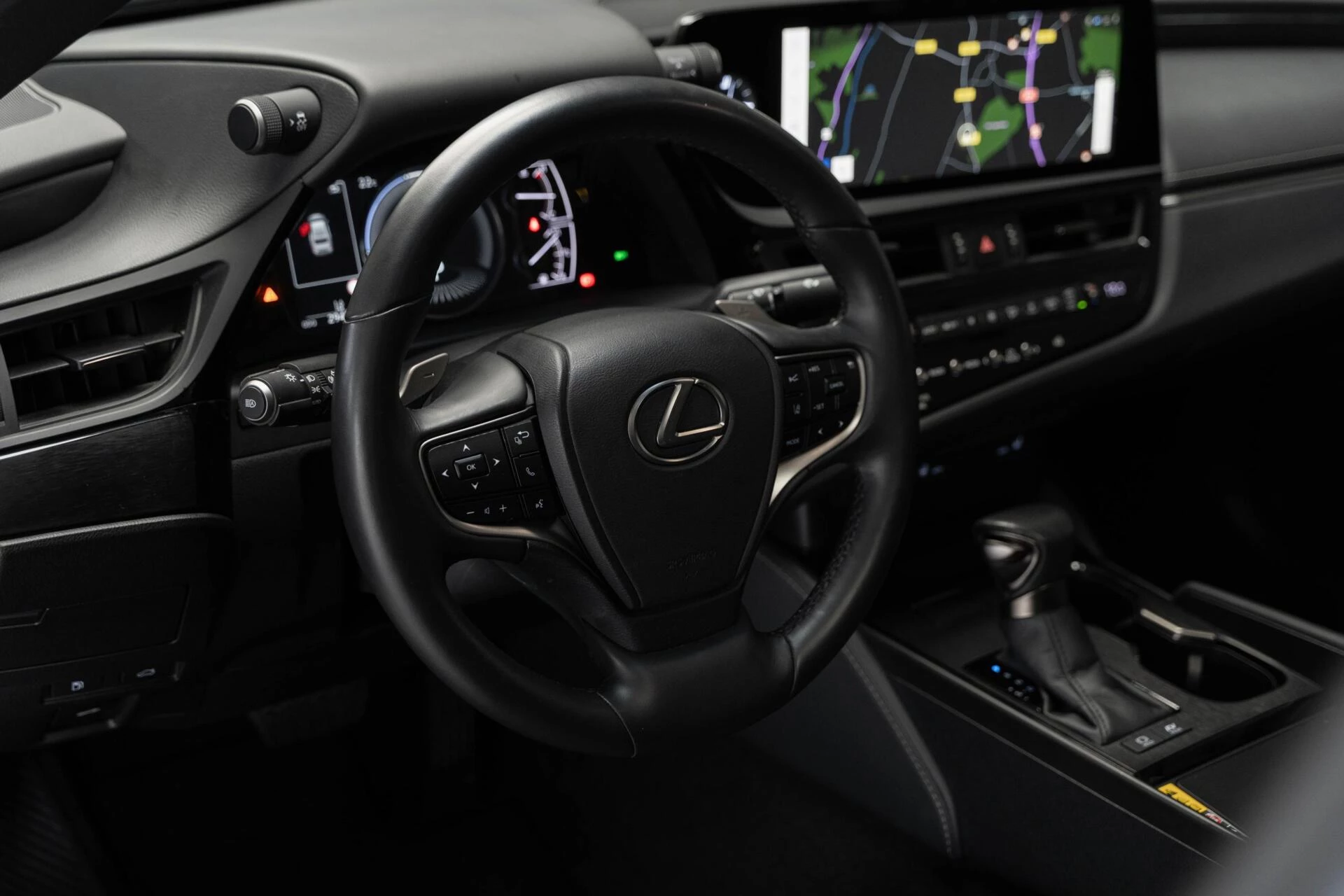 Hoofdafbeelding Lexus ES