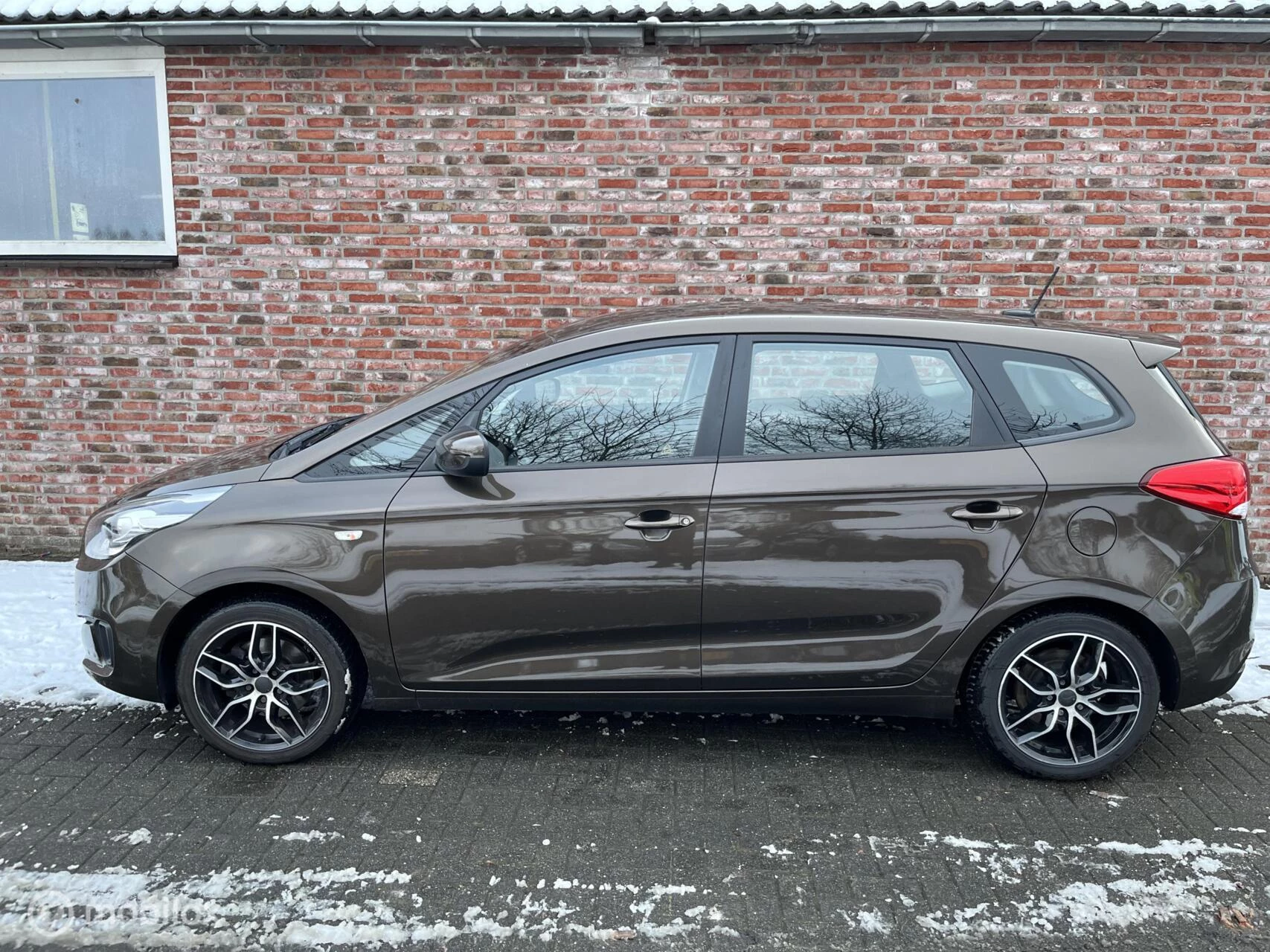 Hoofdafbeelding Kia Carens