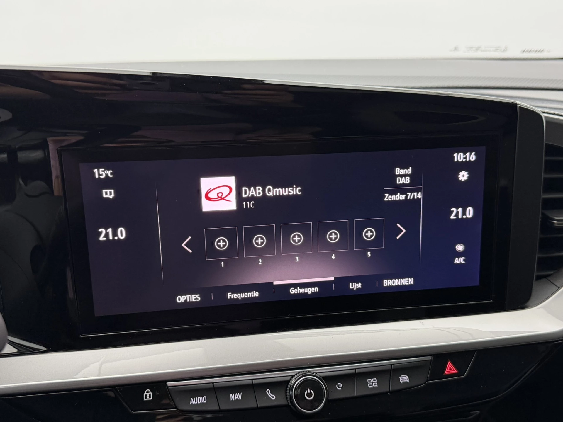 Hoofdafbeelding Opel Mokka-e