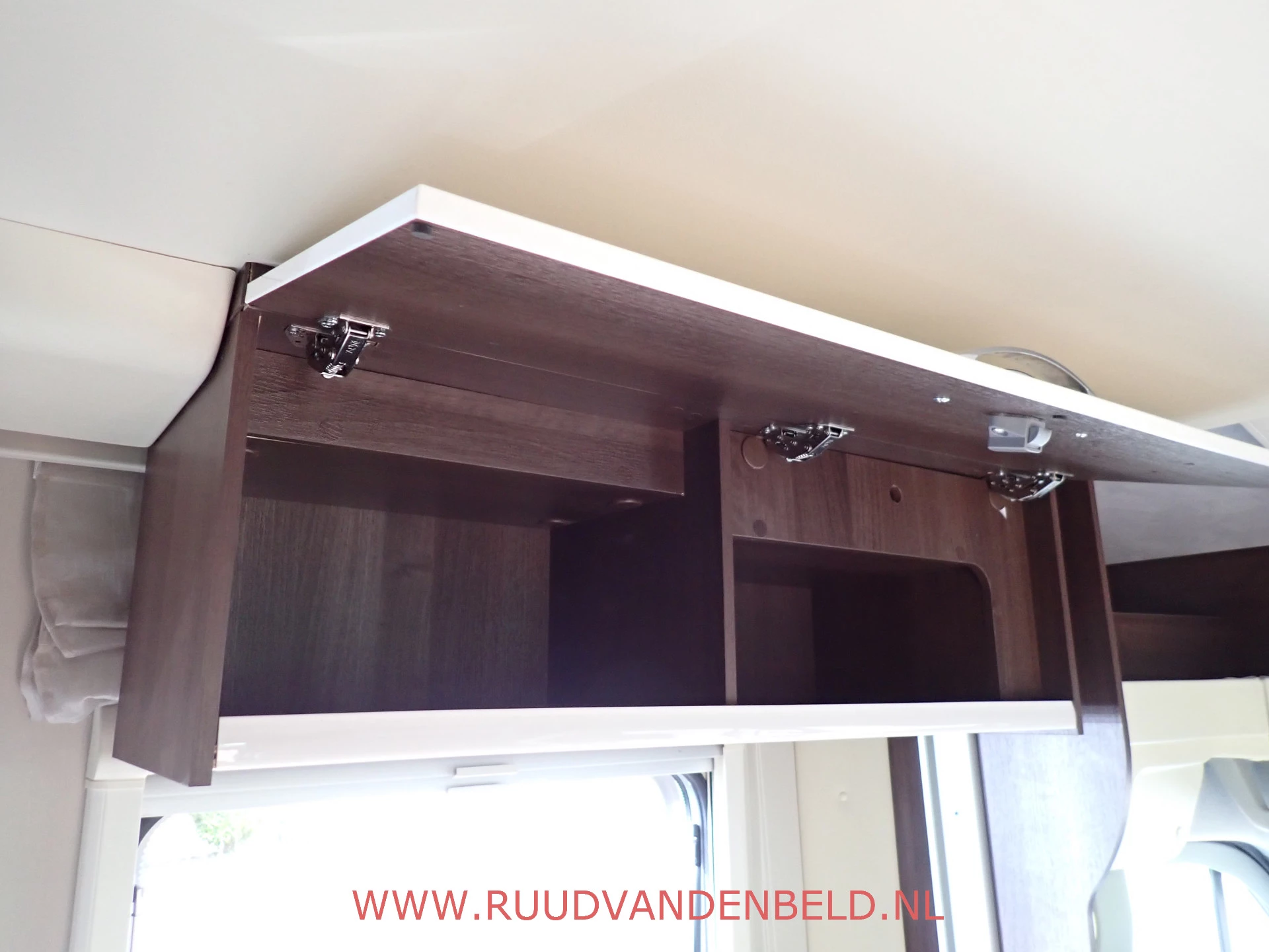 Hoofdafbeelding ROLLER TEAM AUTO-ROLLER 284 TL