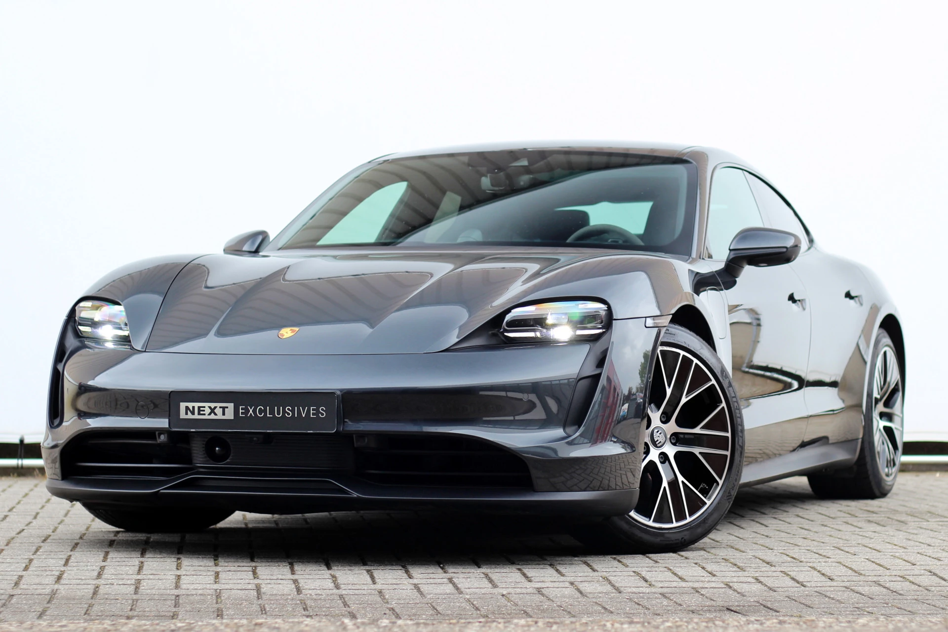 Hoofdafbeelding Porsche Taycan