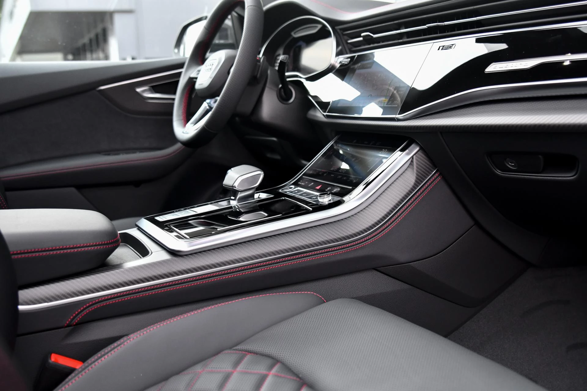 Hoofdafbeelding Audi Q8