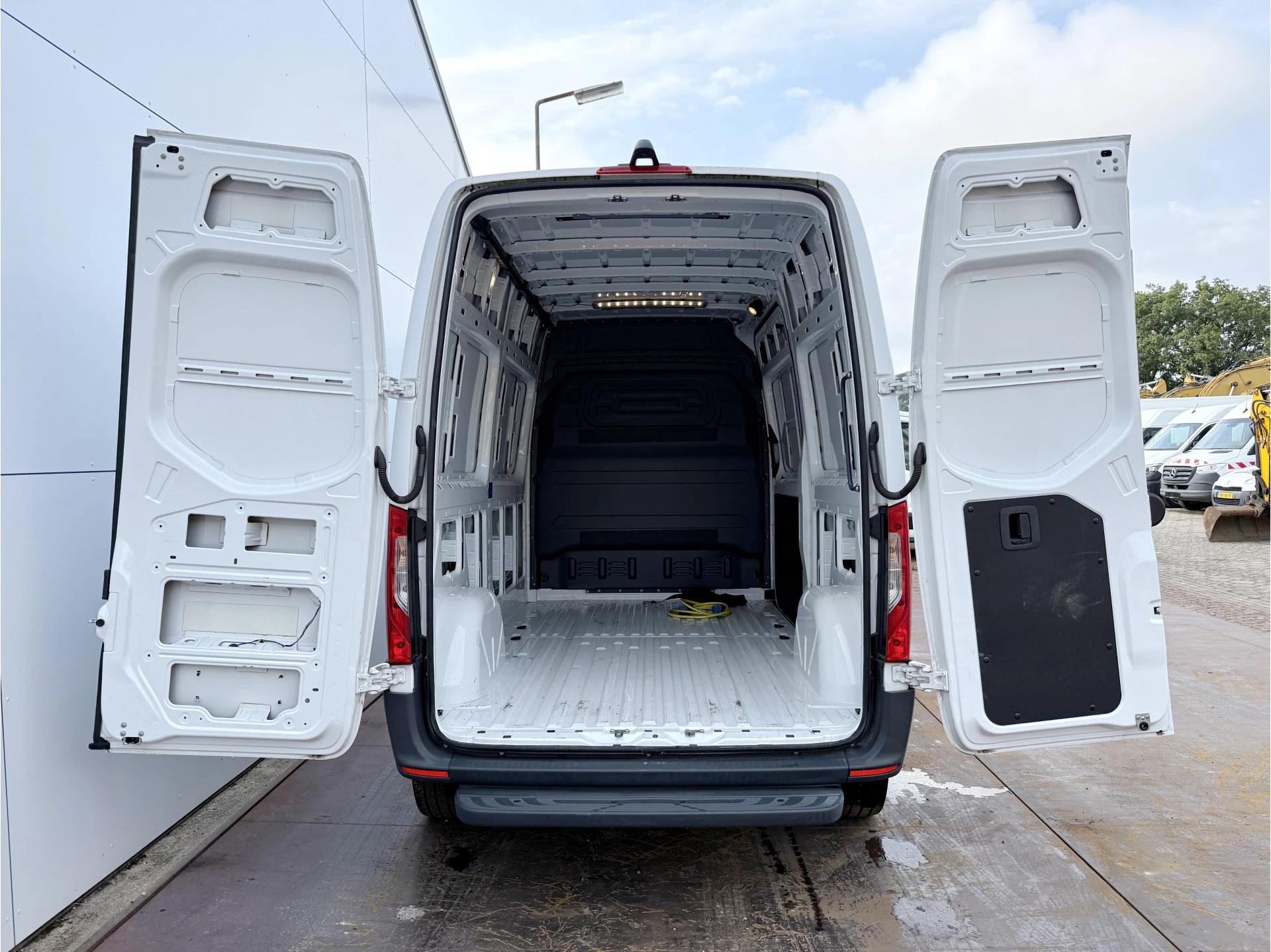 Hoofdafbeelding Mercedes-Benz eSprinter
