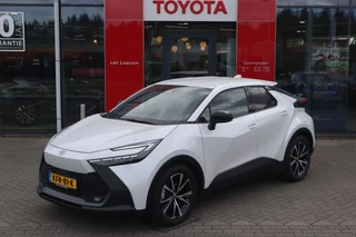 Hoofdafbeelding Toyota C-HR Toyota C-HR 1.8 HYBRID 140 FIRST-EDITION  STOEL/STUURVERW. P-SENSOREN EL-ACHTERKLEP DODEHOEK ANDROID/APPLE