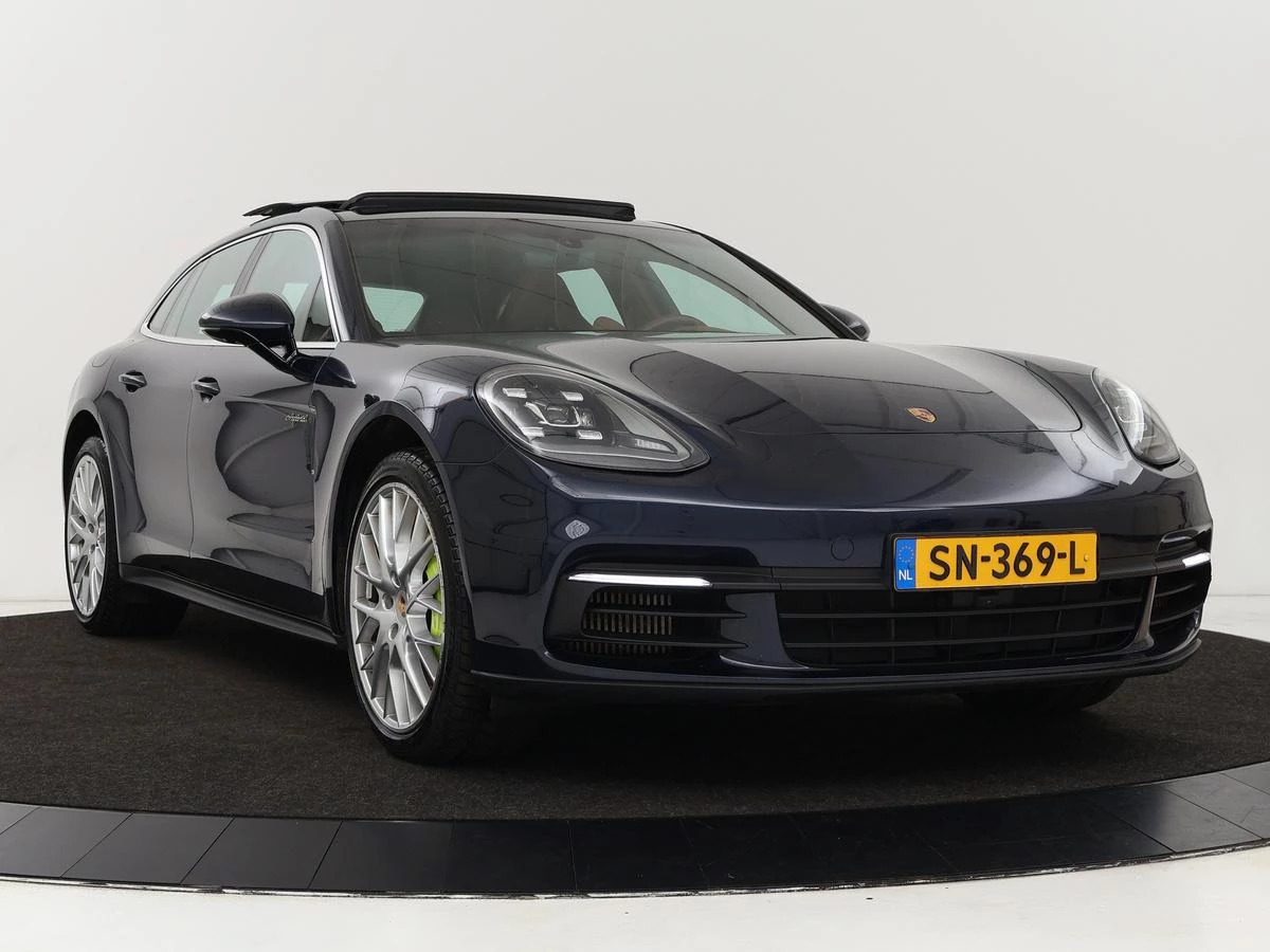 Hoofdafbeelding Porsche Panamera