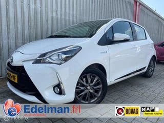 Toyota Yaris 1.5 Hybrid (camera, cruise, navi, leder stuur)