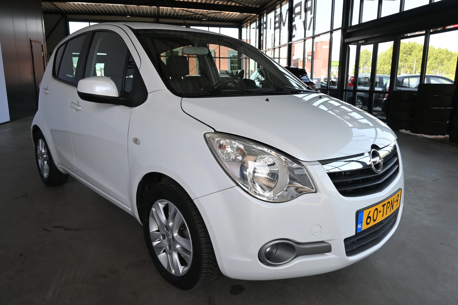 Hoofdafbeelding Opel Agila