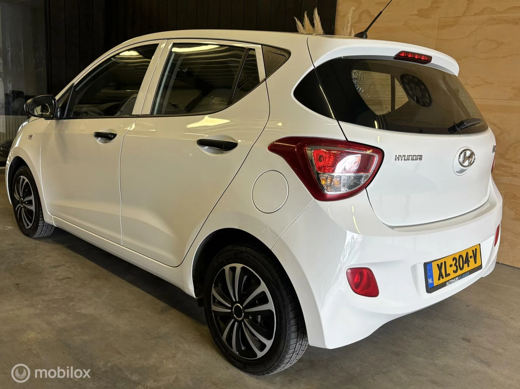 Hoofdafbeelding Hyundai i10