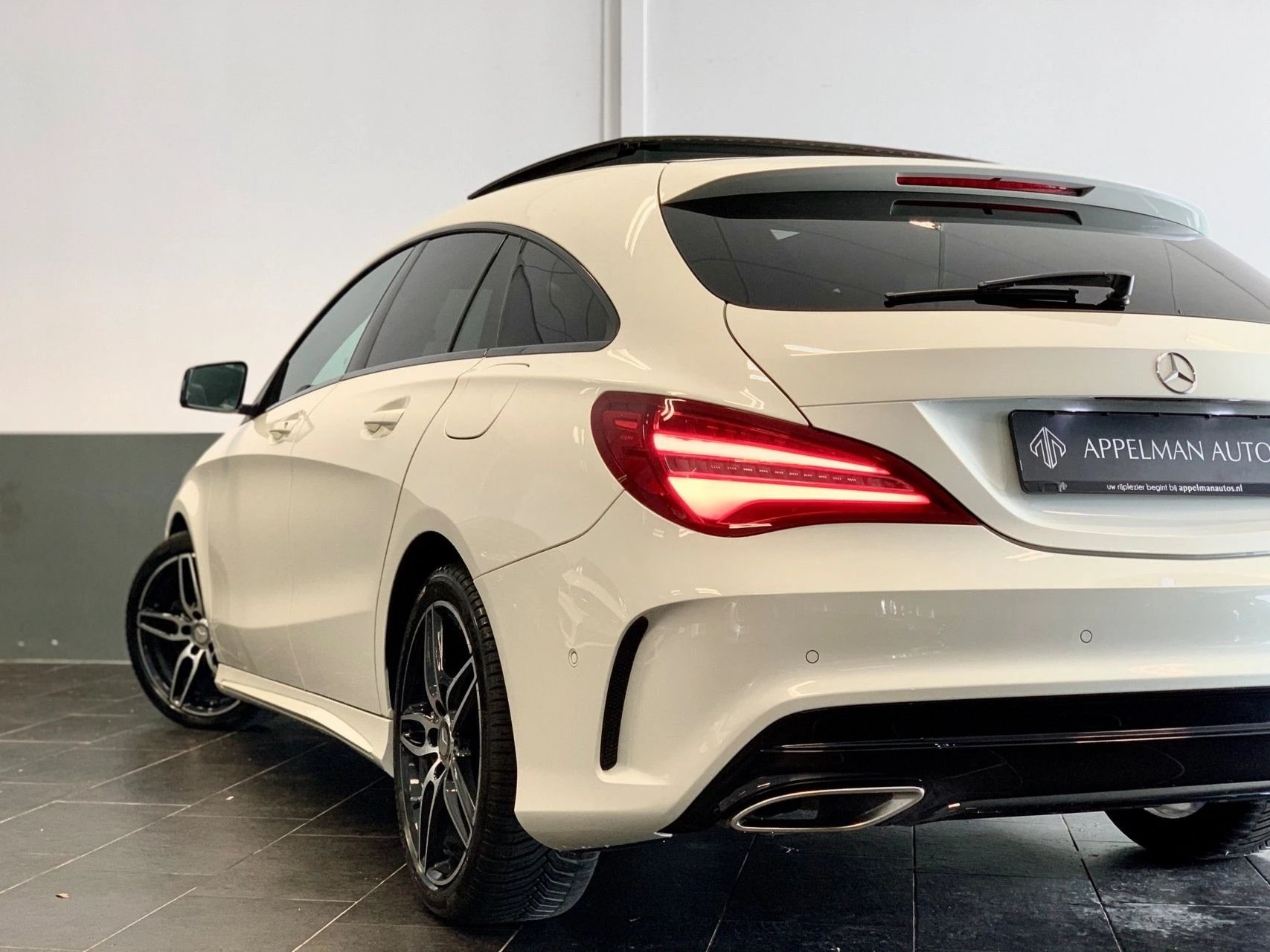 Hoofdafbeelding Mercedes-Benz CLA