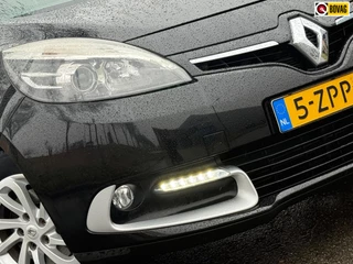 Hoofdafbeelding Renault Scénic Renault Scénic 1.2 TCe Expression - Noir Etoile - 127dkm - Nieuwstaat
