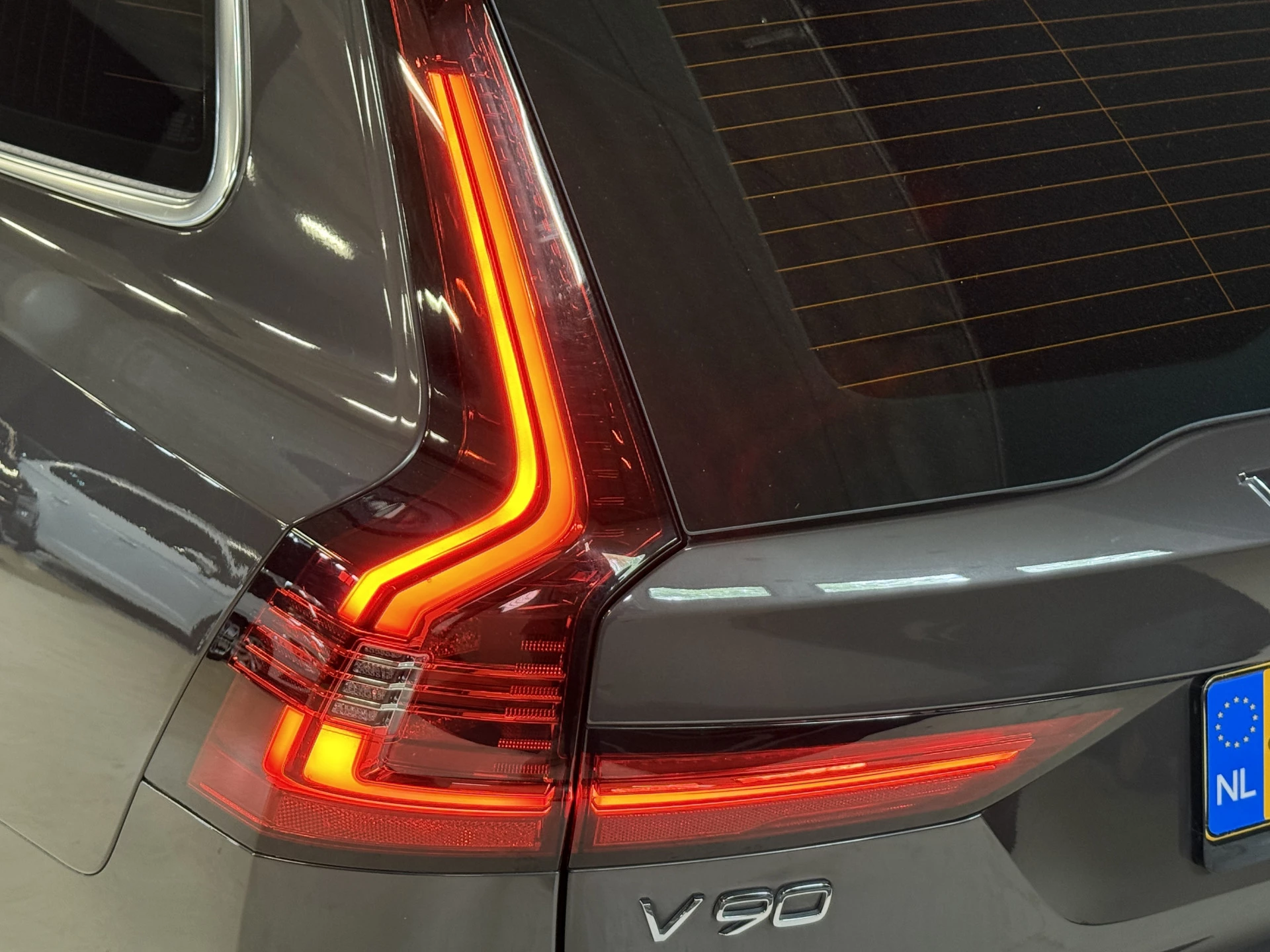 Hoofdafbeelding Volvo V90