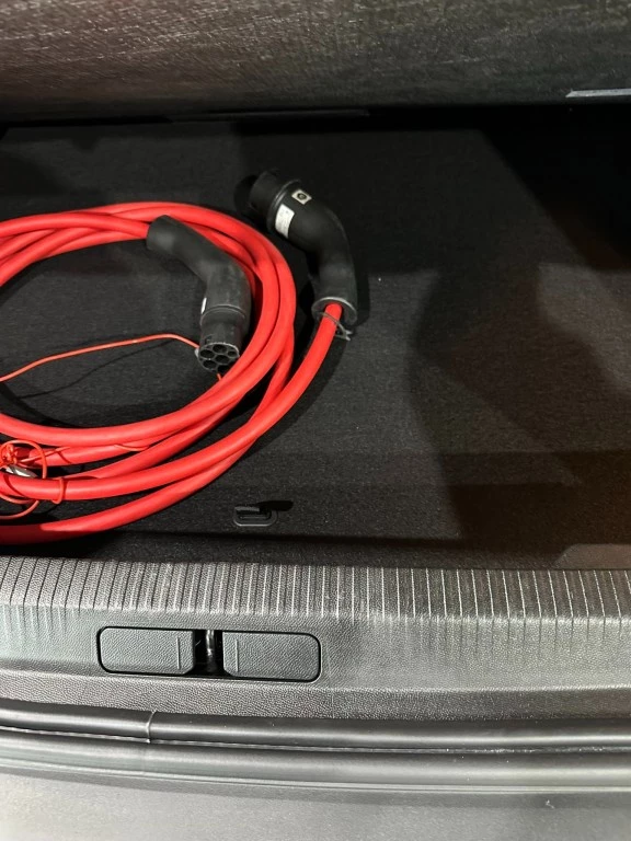 Hoofdafbeelding Peugeot e-2008