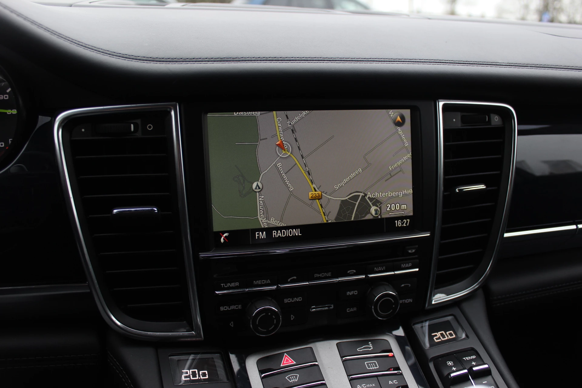 Hoofdafbeelding Porsche Panamera