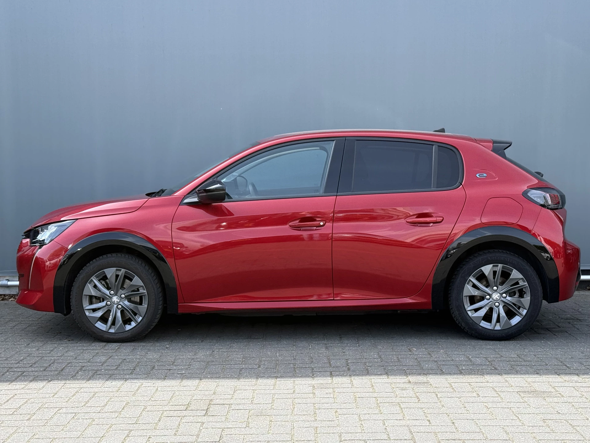 Hoofdafbeelding Peugeot e-208