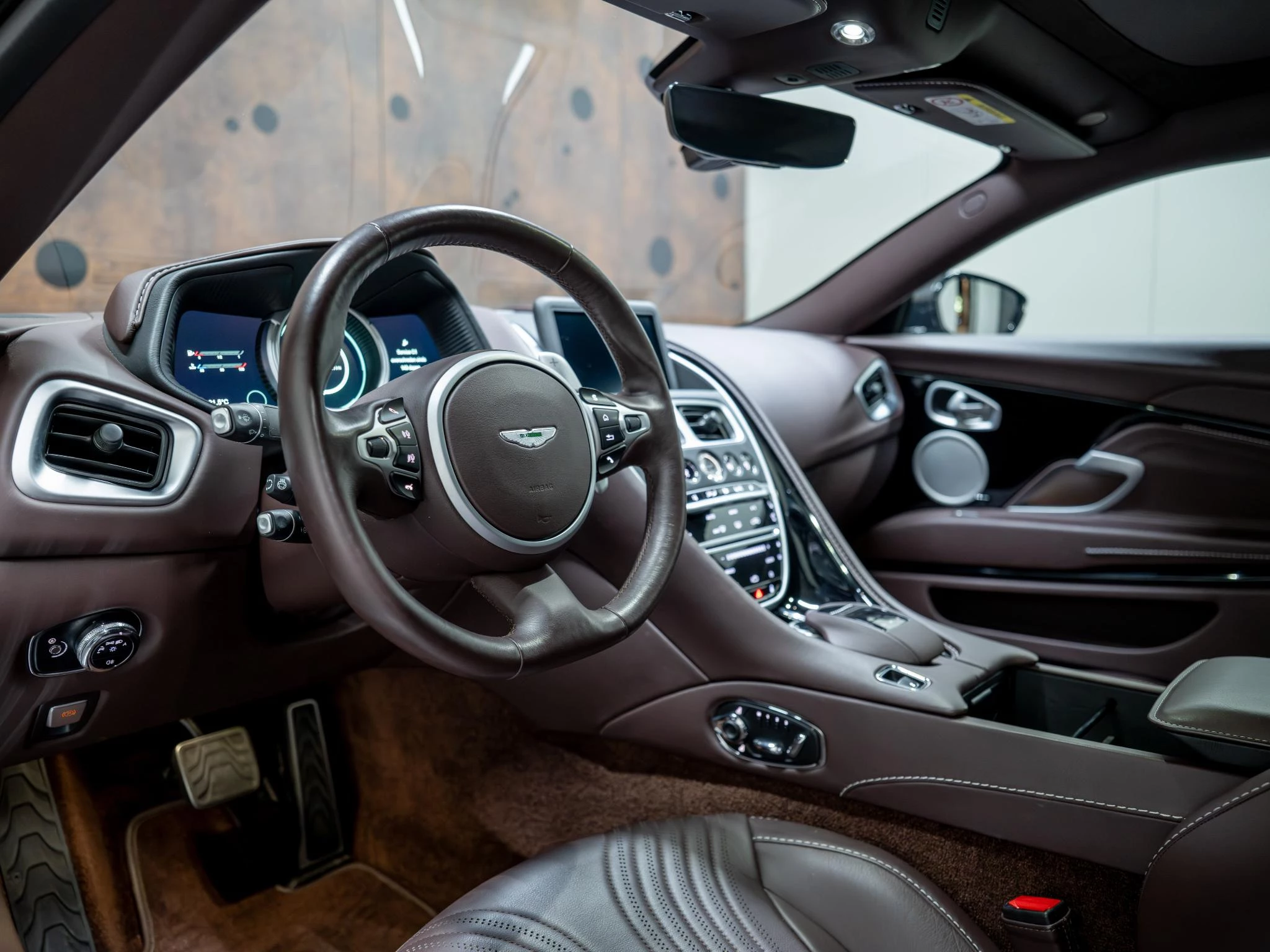 Hoofdafbeelding Aston Martin DB11