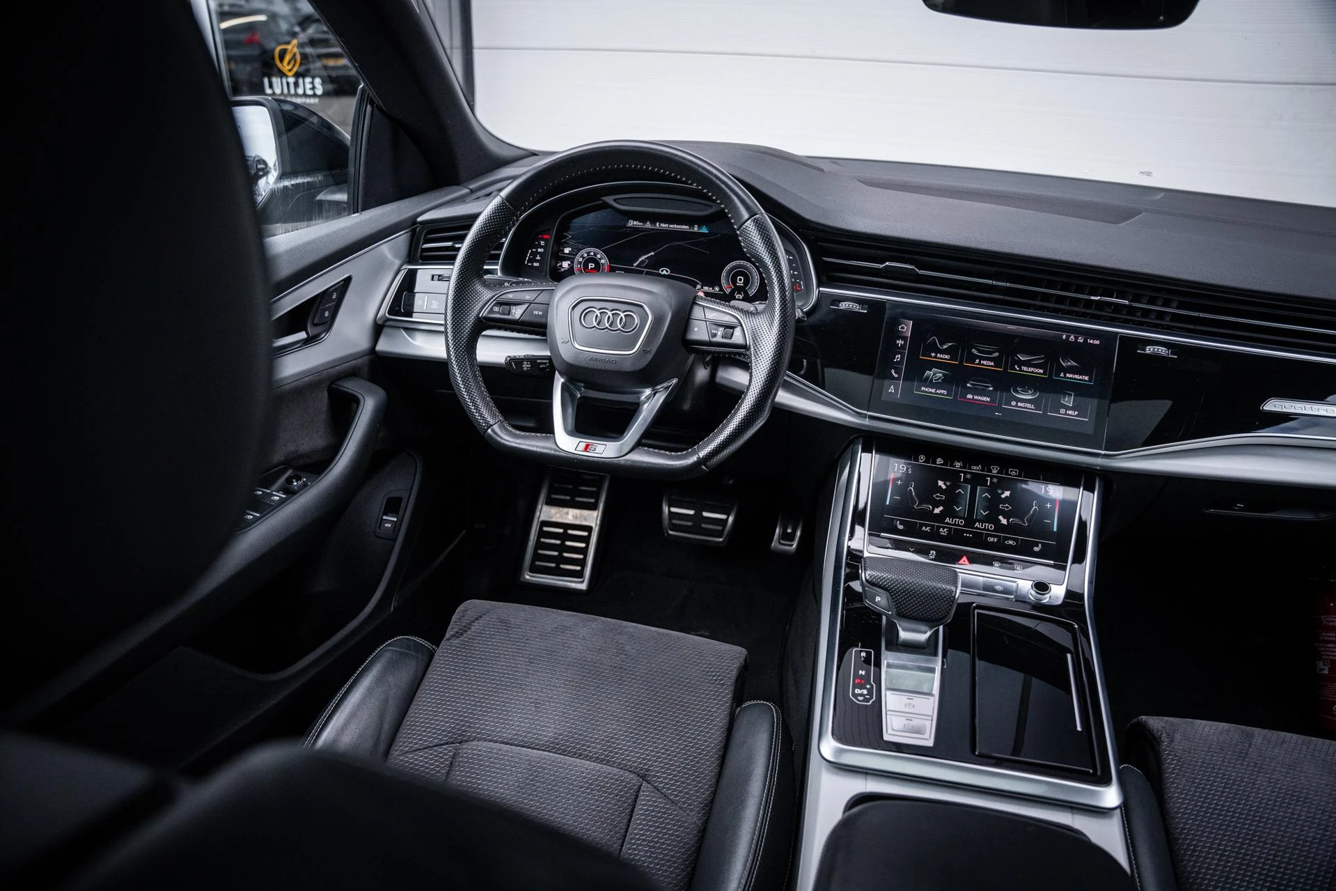 Hoofdafbeelding Audi Q8