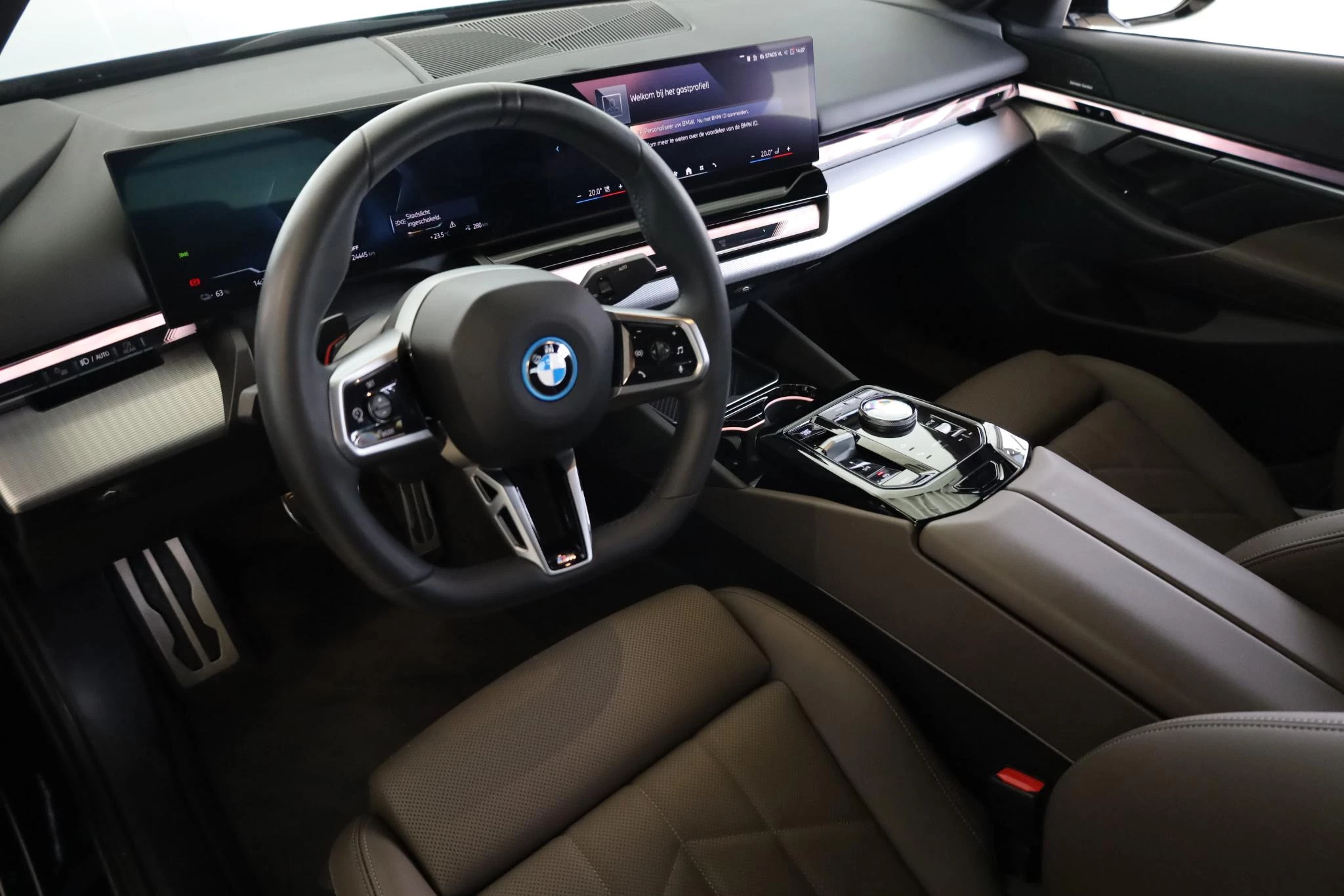 Hoofdafbeelding BMW i5