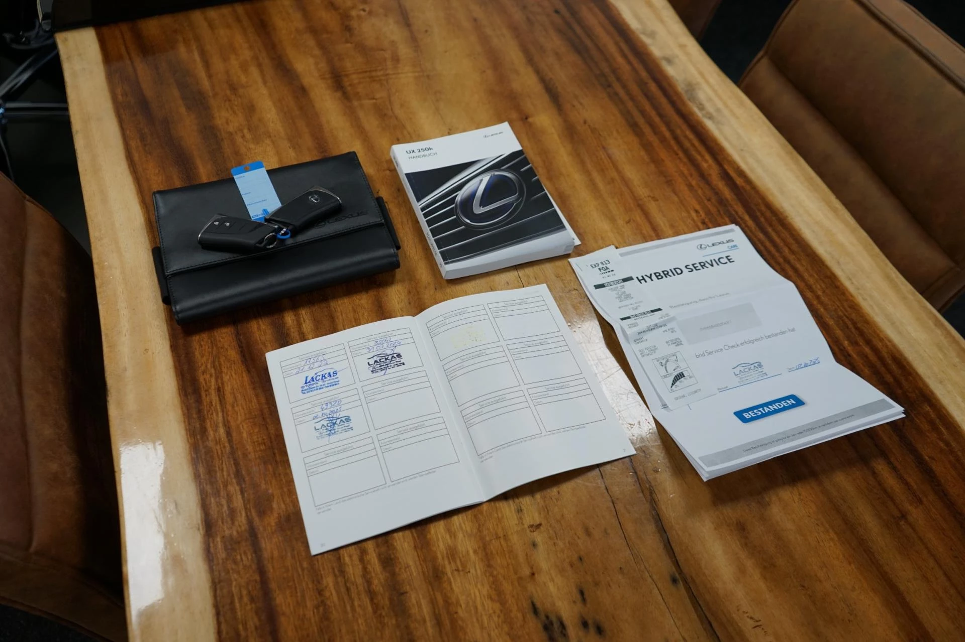 Hoofdafbeelding Lexus UX