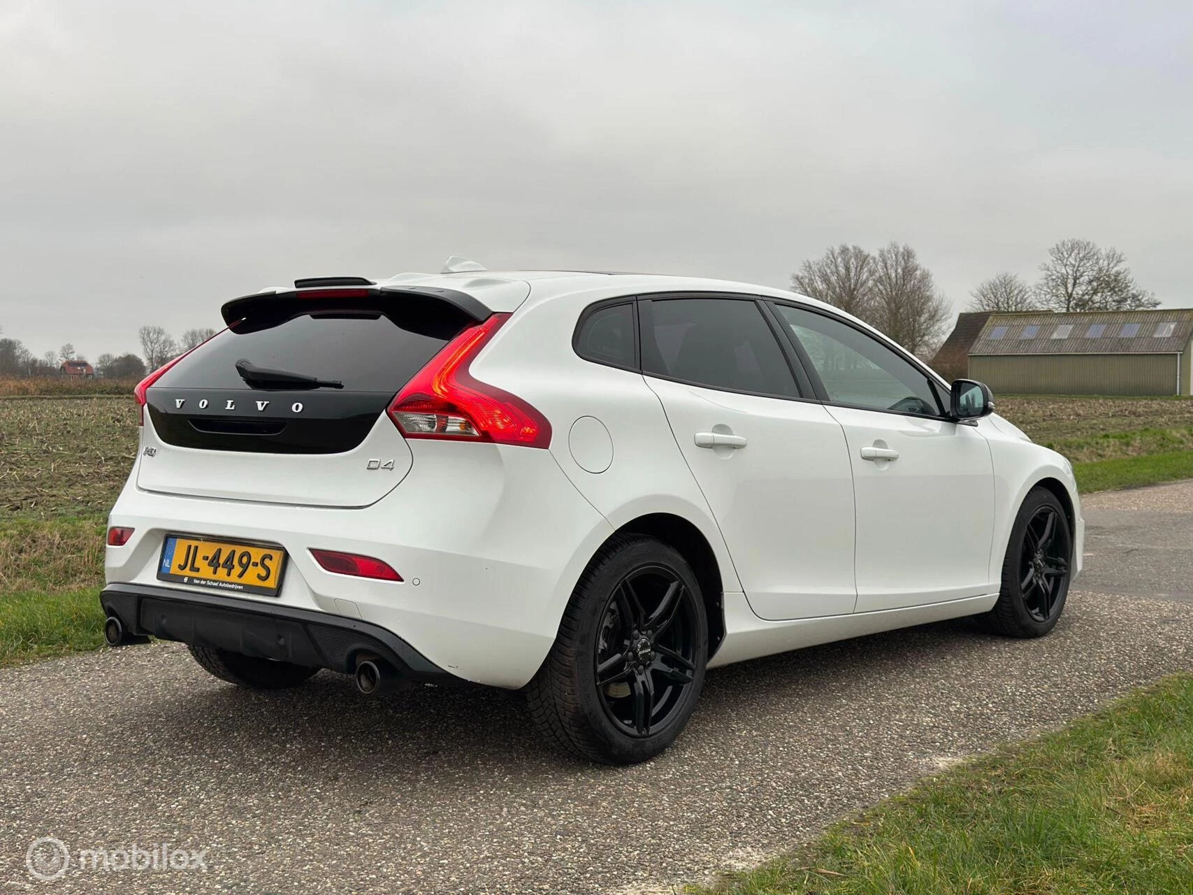 Hoofdafbeelding Volvo V40