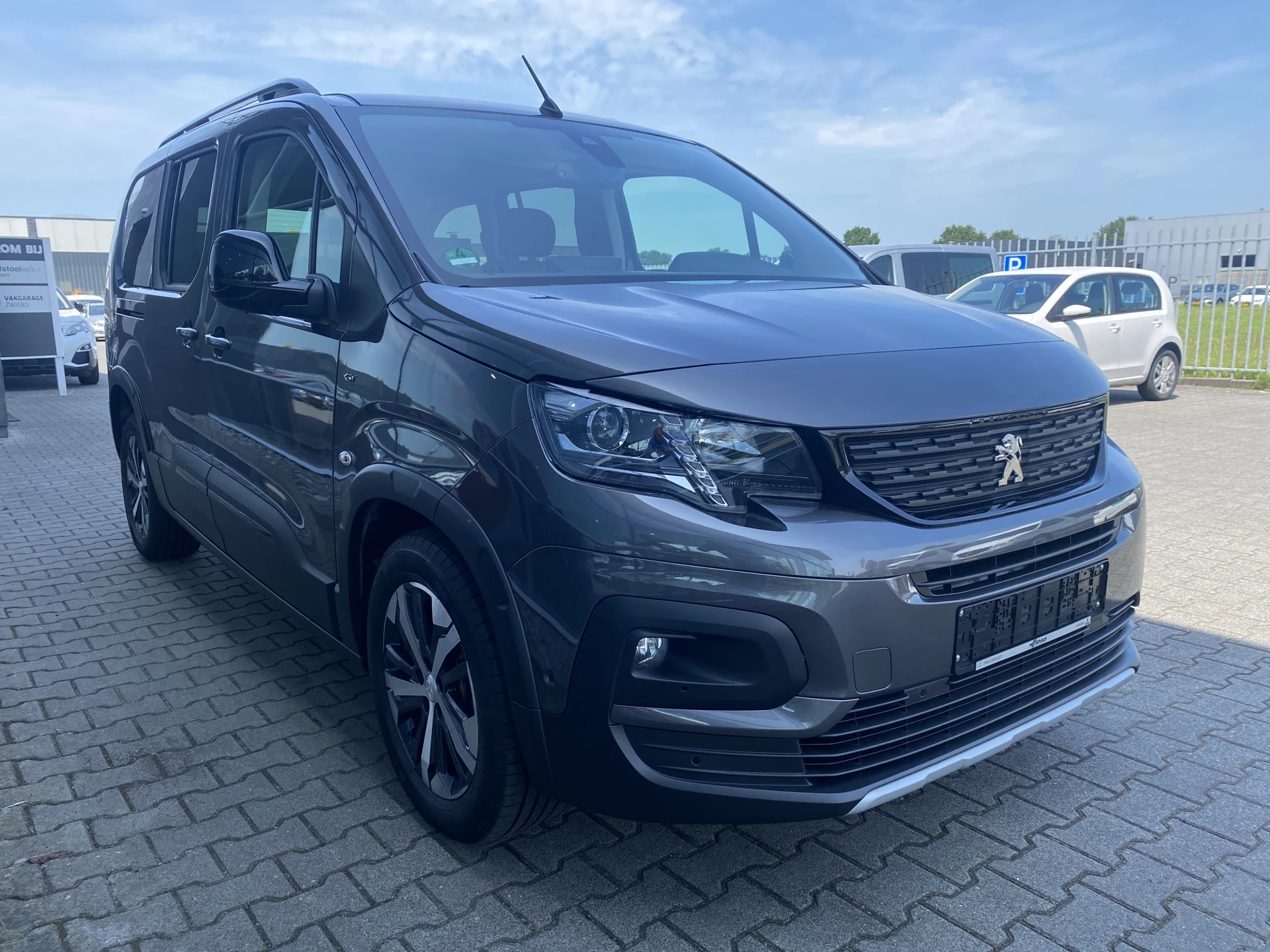 Hoofdafbeelding Peugeot Rifter