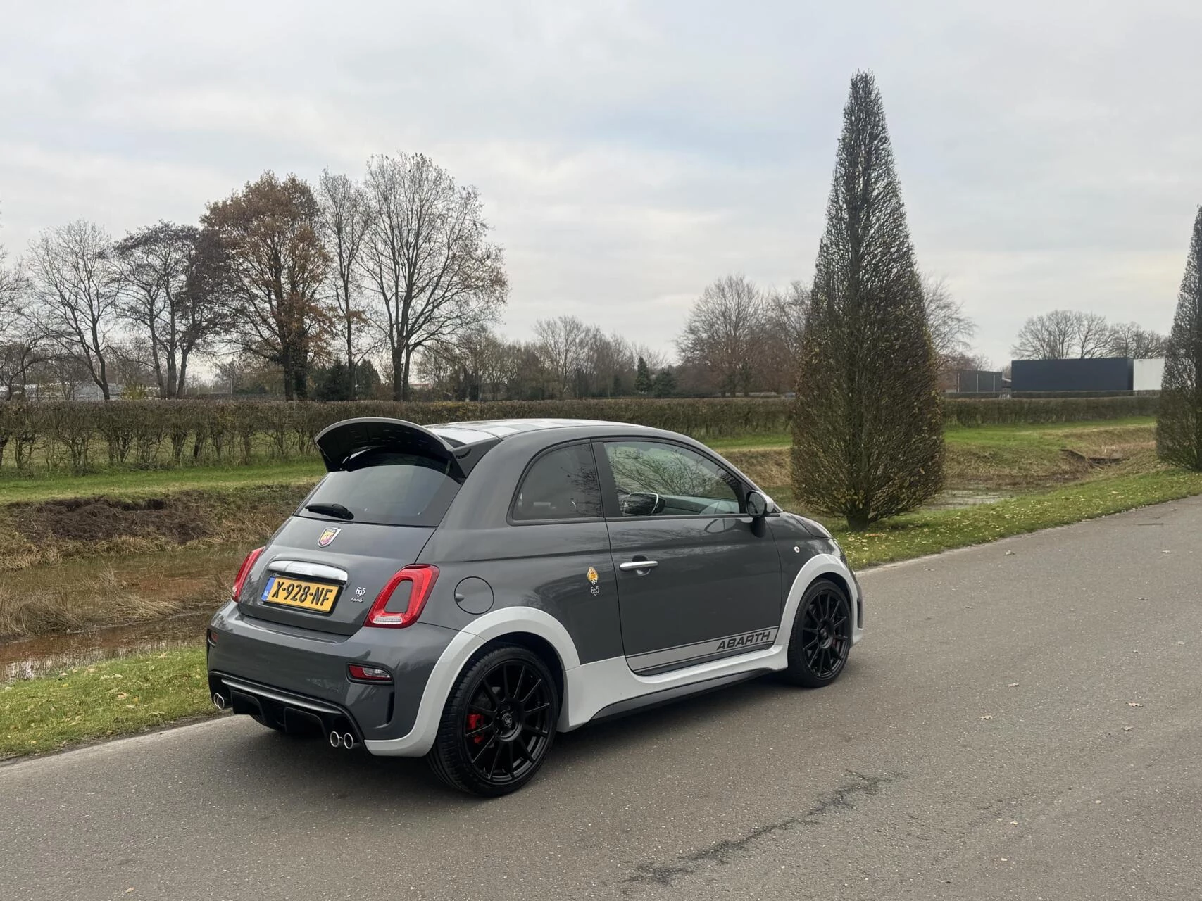 Hoofdafbeelding Abarth 695