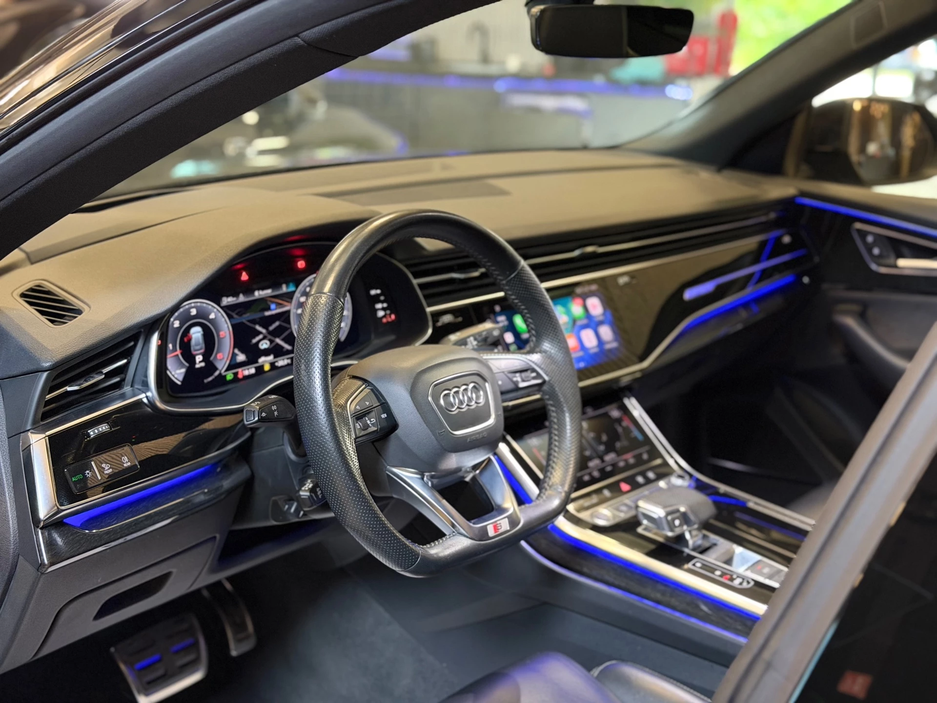 Hoofdafbeelding Audi Q8