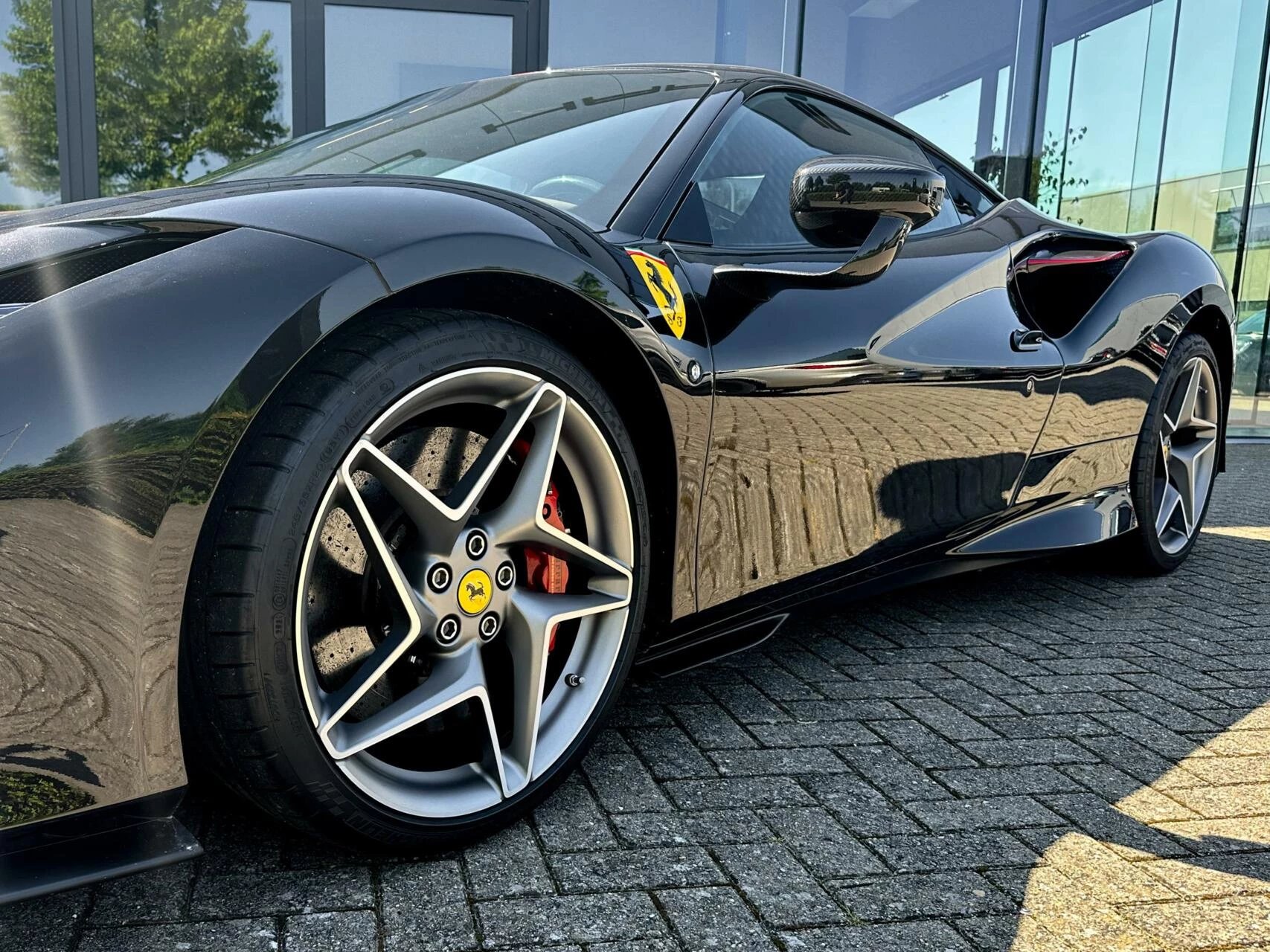 Hoofdafbeelding Ferrari F8 Tributo