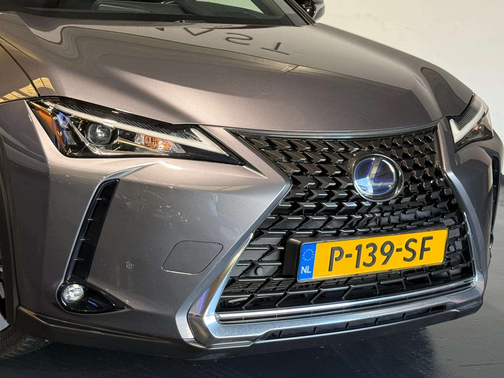 Hoofdafbeelding Lexus UX