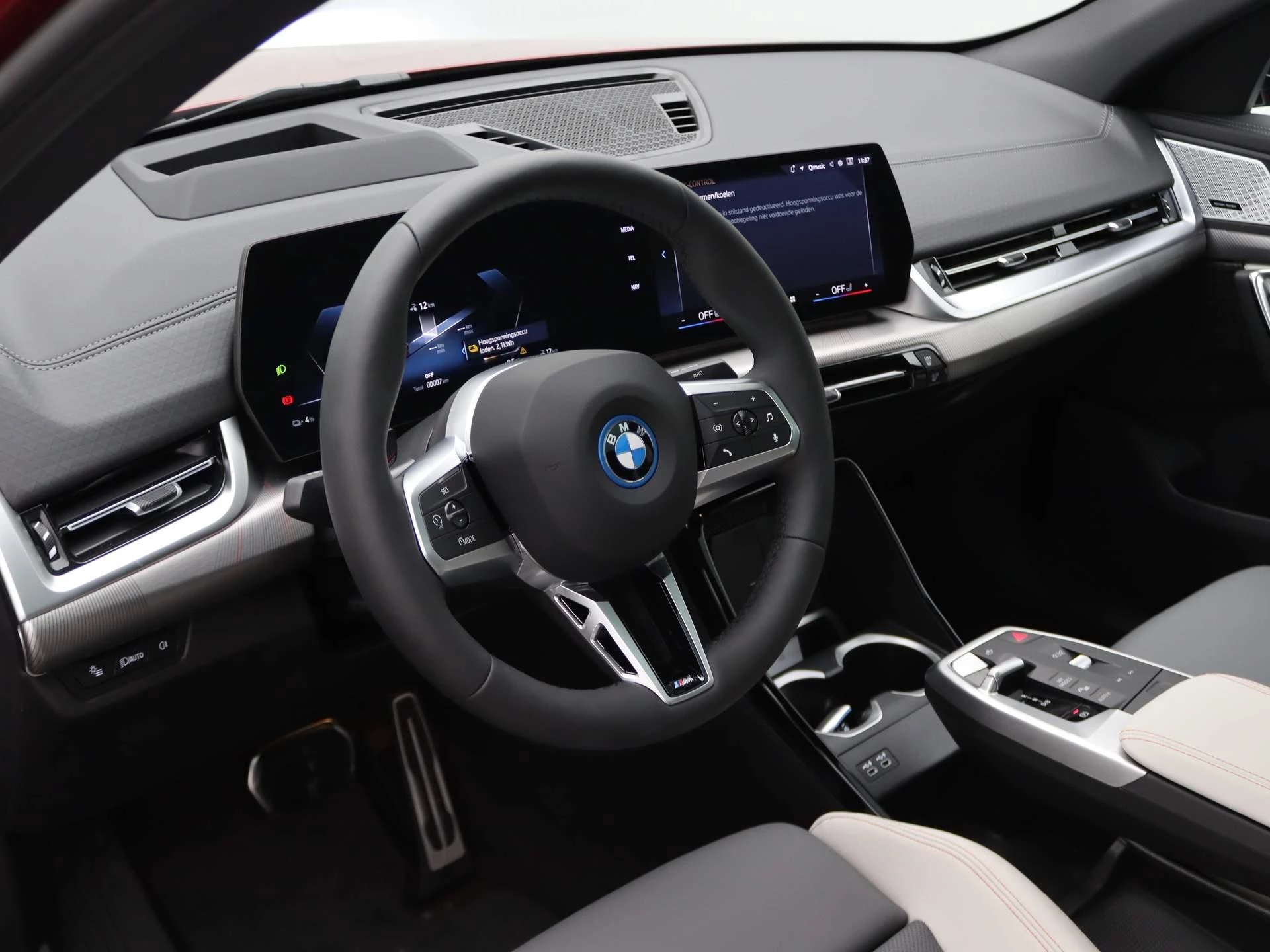 Hoofdafbeelding BMW iX2