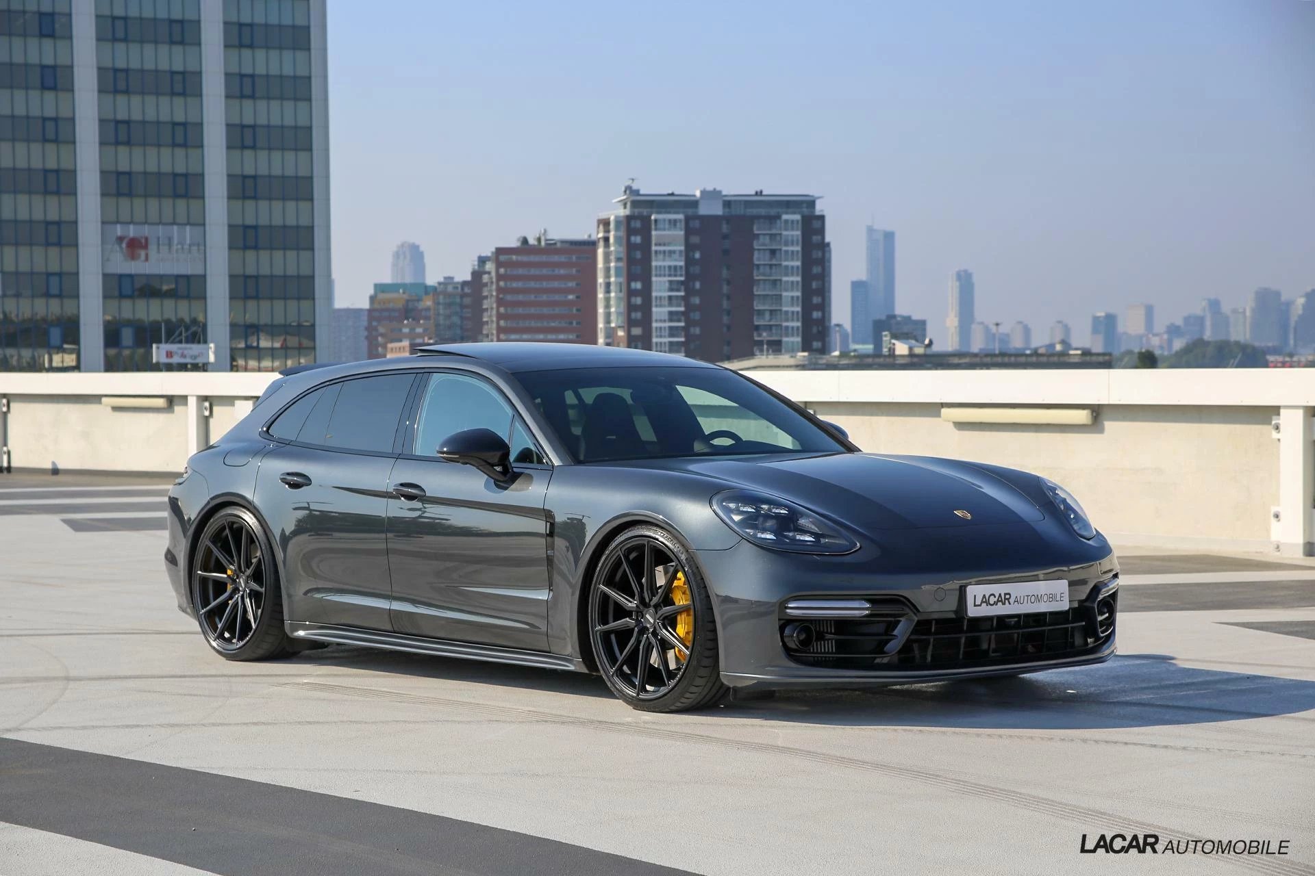 Hoofdafbeelding Porsche Panamera