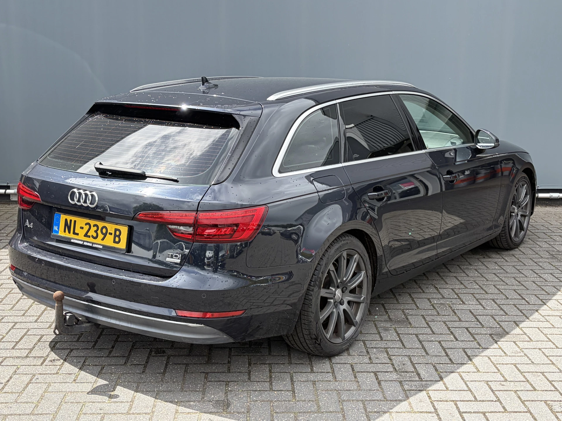Hoofdafbeelding Audi A4