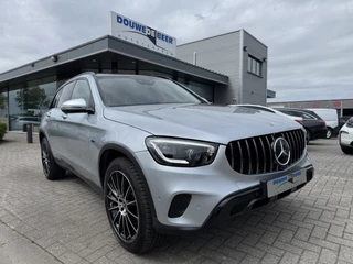 Mercedes-Benz GLC 300e 4MATIC Night Facelift|Burmester|Pano.dak|Trekhaak|Head-up|AMG-interieur, digitaal dasb.