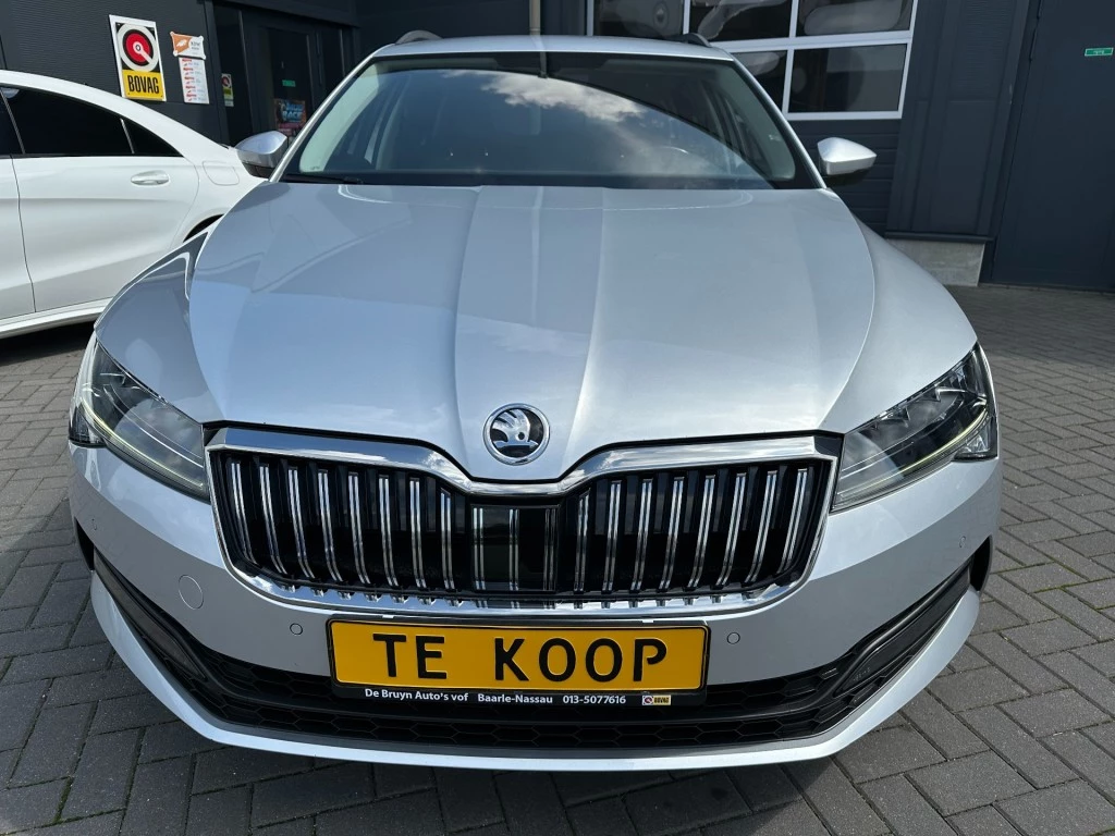 Hoofdafbeelding Škoda Superb