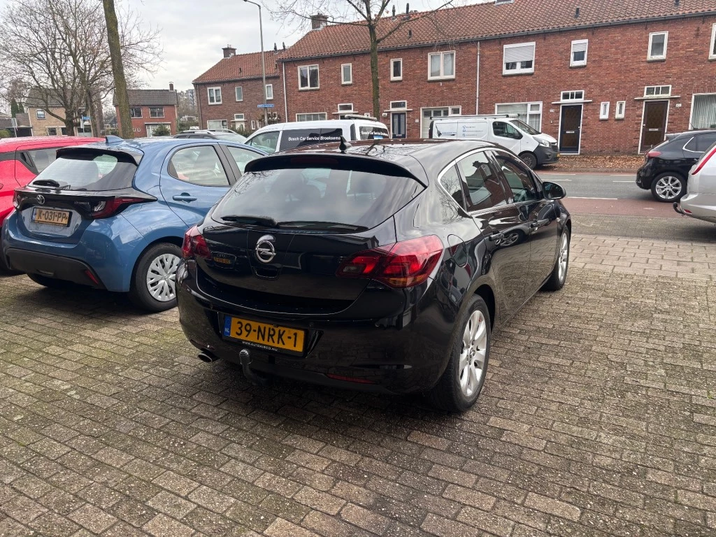 Hoofdafbeelding Opel Astra