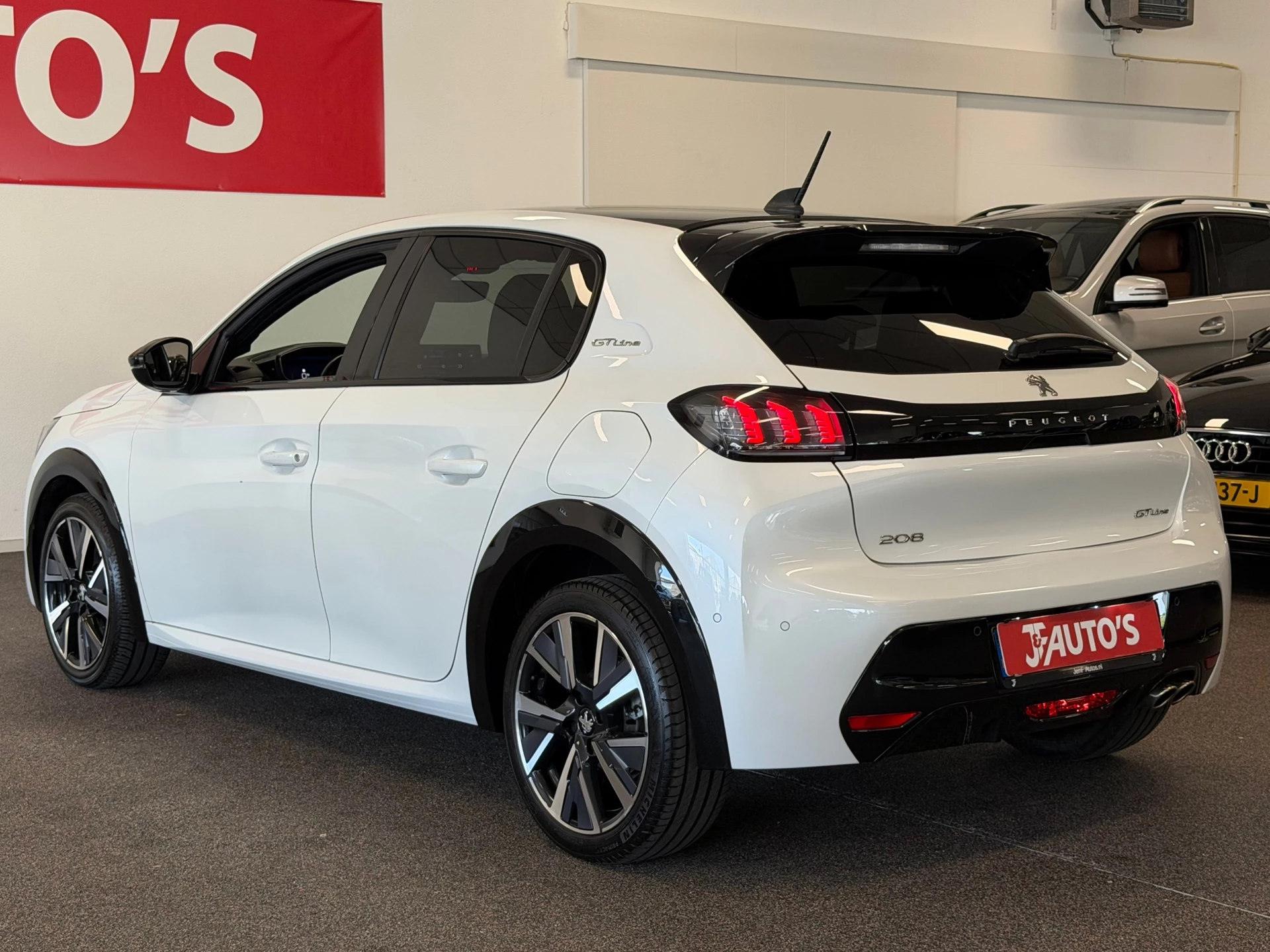 Hoofdafbeelding Peugeot 208