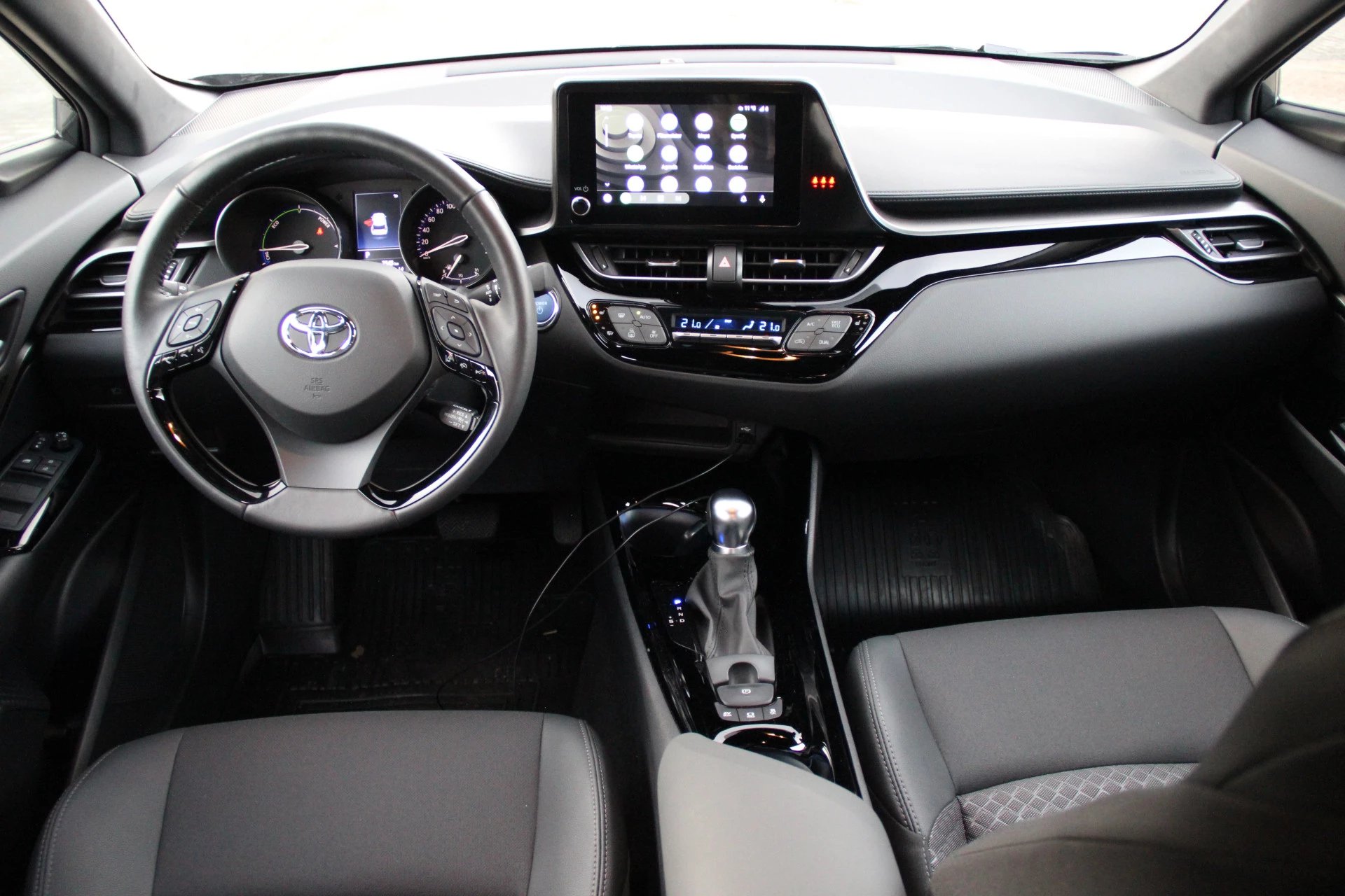 Hoofdafbeelding Toyota C-HR