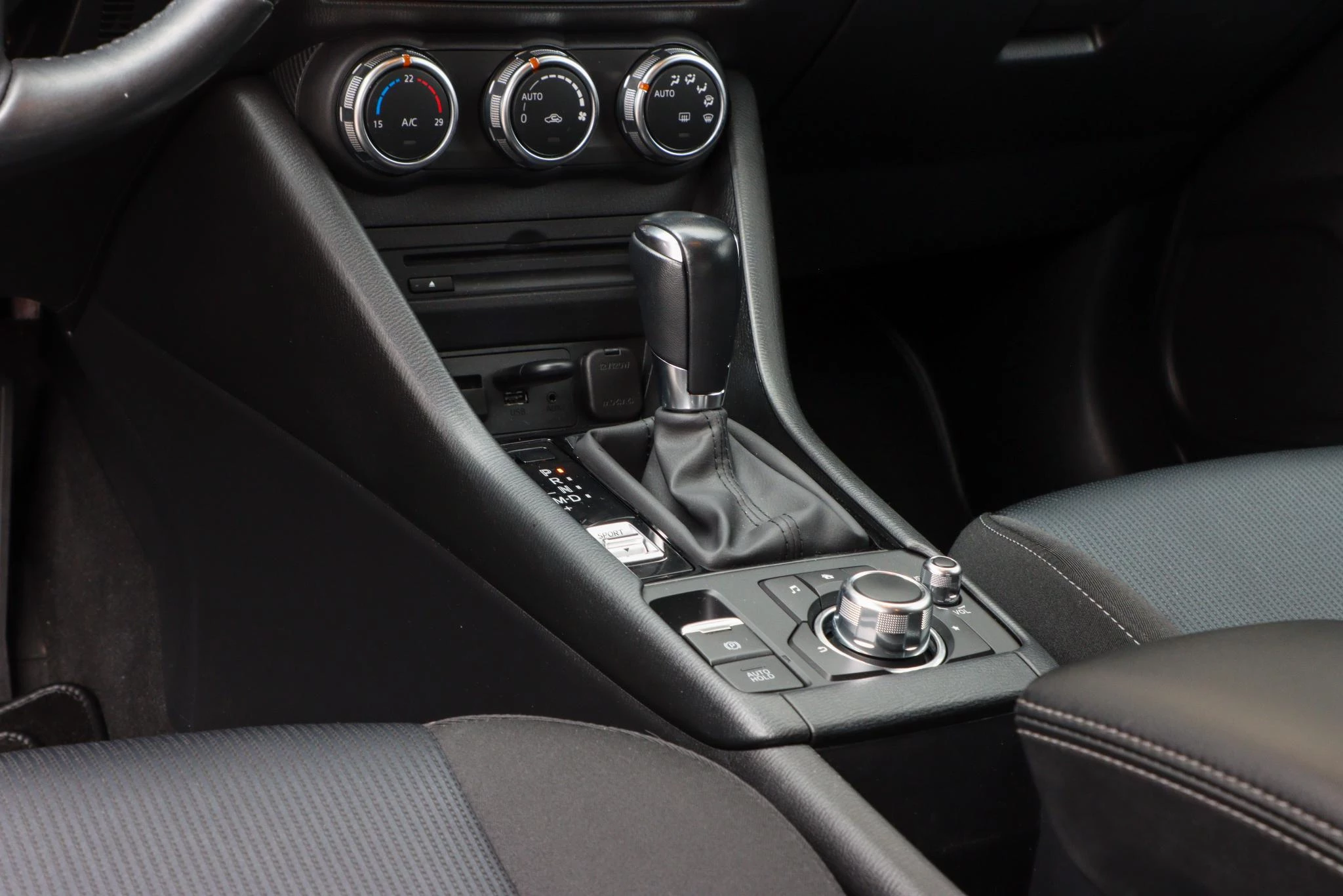 Hoofdafbeelding Mazda CX-3