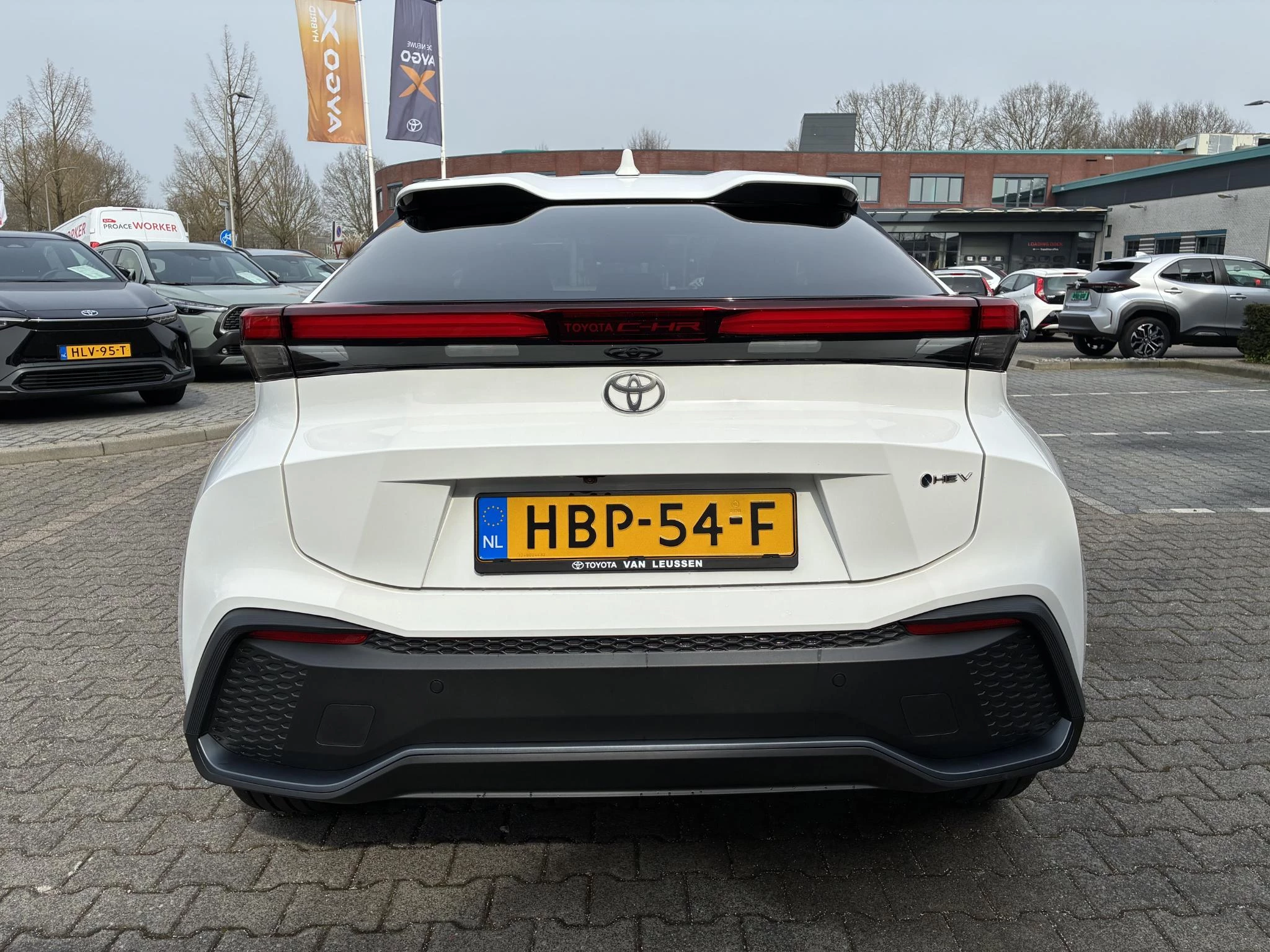 Hoofdafbeelding Toyota C-HR