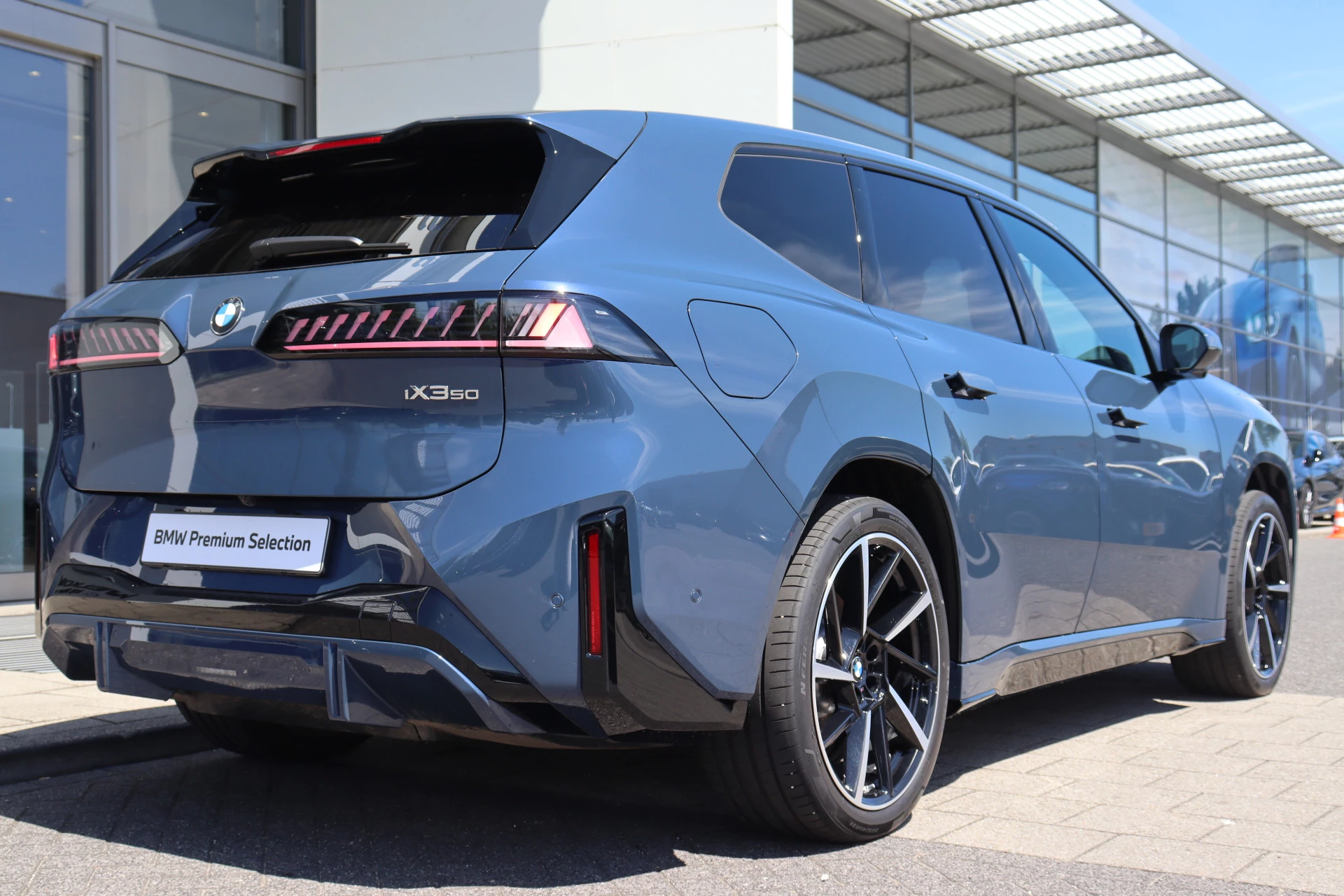 Hoofdafbeelding BMW iX3