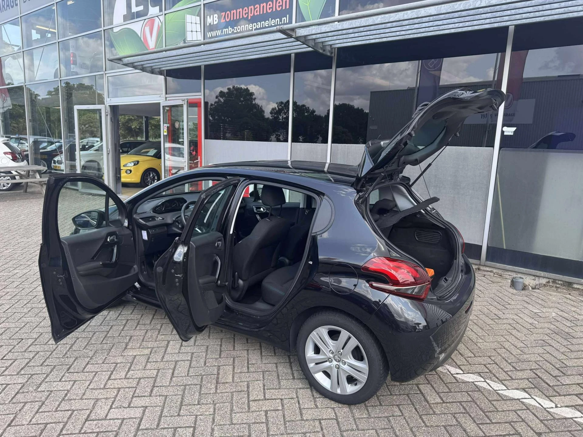 Hoofdafbeelding Peugeot 208