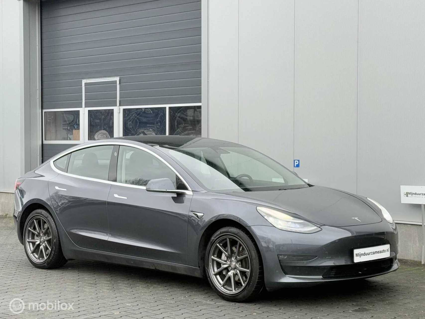 Hoofdafbeelding Tesla Model 3