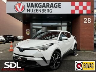 Hoofdafbeelding Toyota C-HR Toyota C-HR 1.8 Hybrid Executive // LED KOPLAMPEN // NAVI // CAMERA // BLIND SPOT MONITOR // ADAPTIVE CRUISE