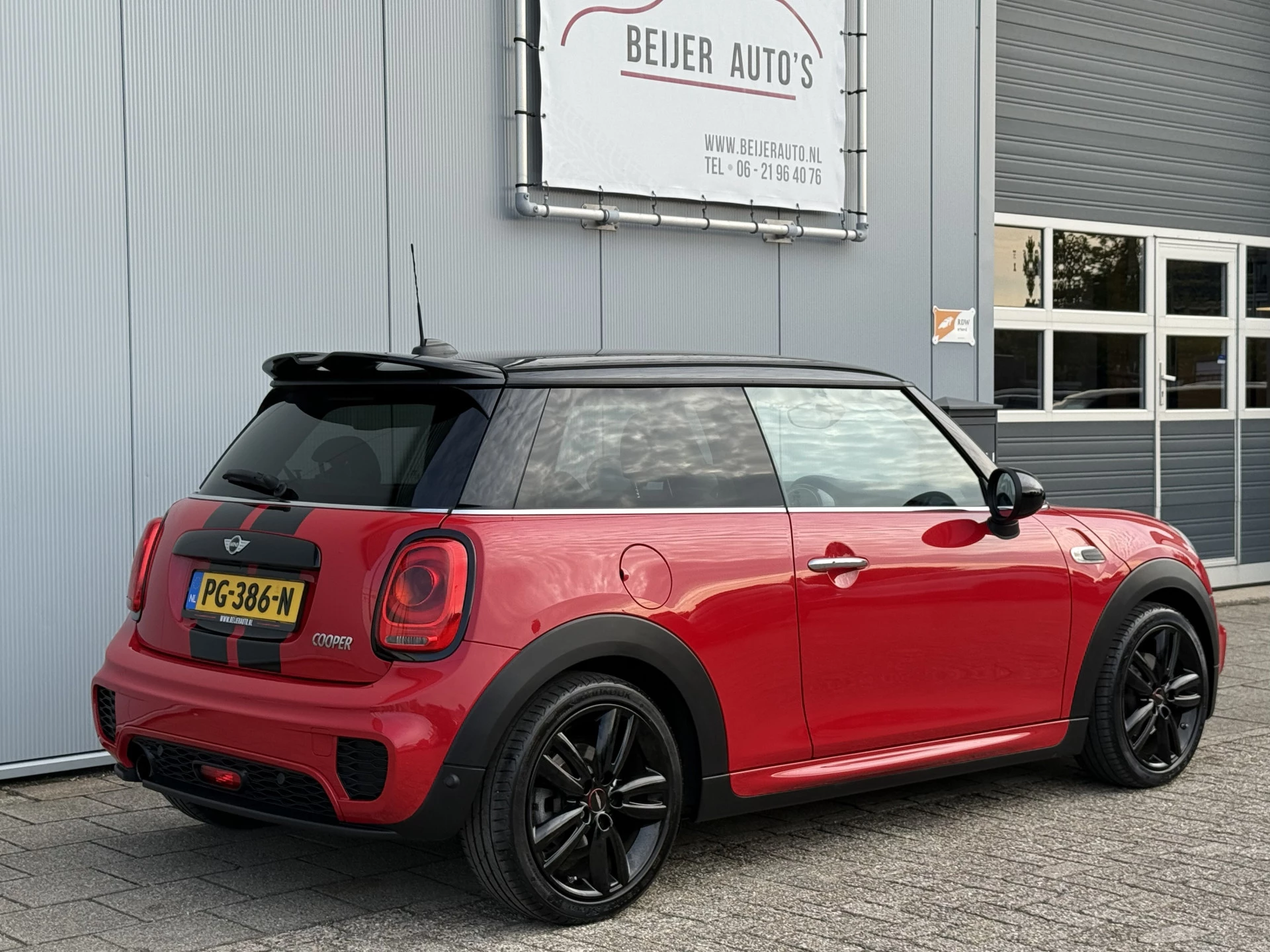 Hoofdafbeelding MINI Cooper