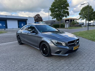 Hoofdafbeelding Mercedes-Benz 200 Mercedes-Benz 200 Prestige Panaroma Aut Led Xenon