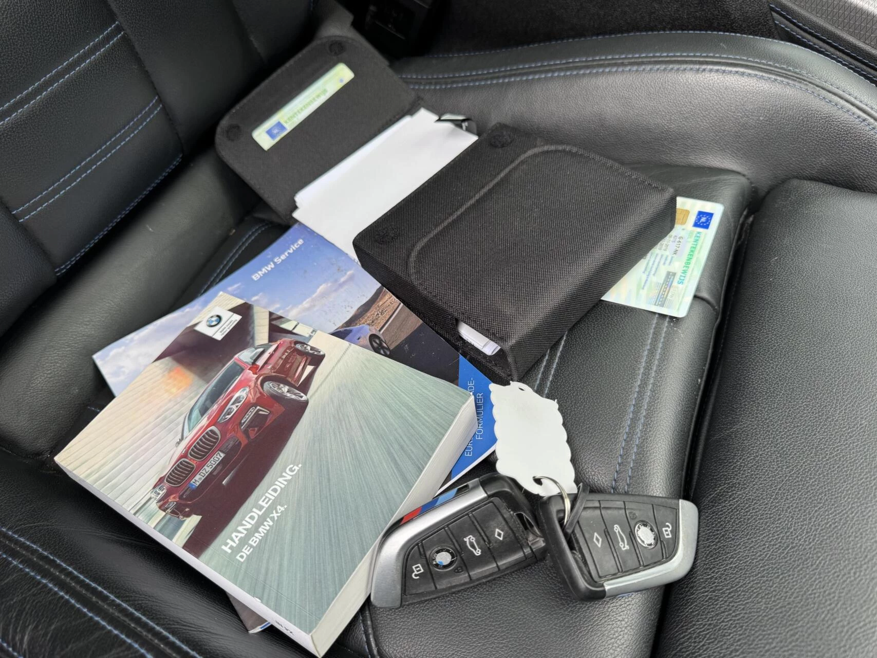 Hoofdafbeelding BMW X4