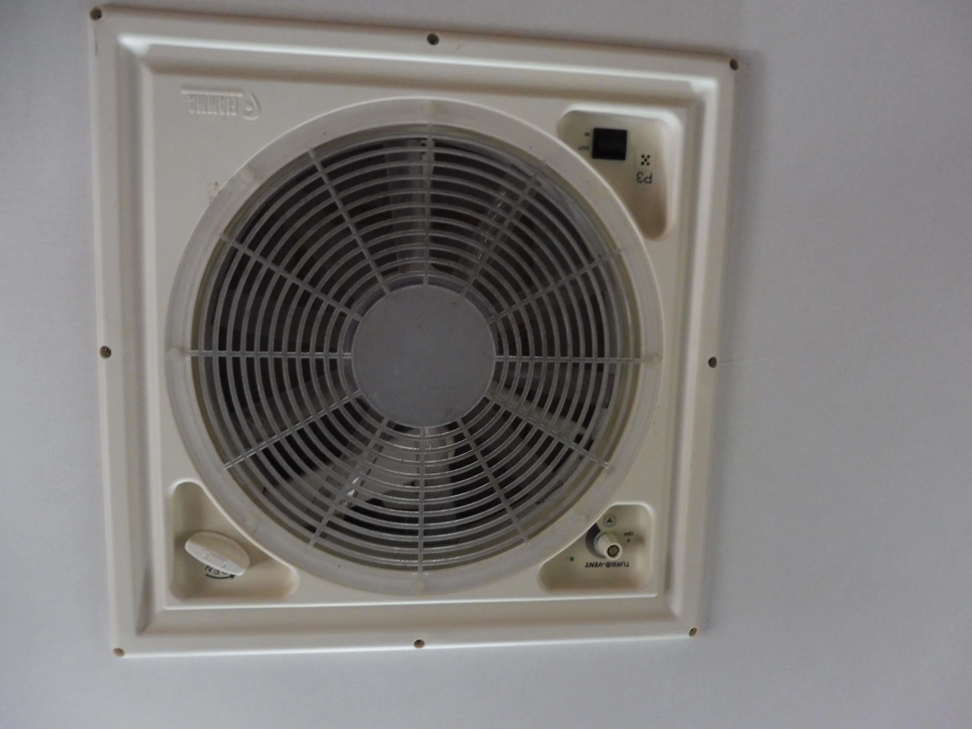 Hoofdafbeelding Challenger Mageo