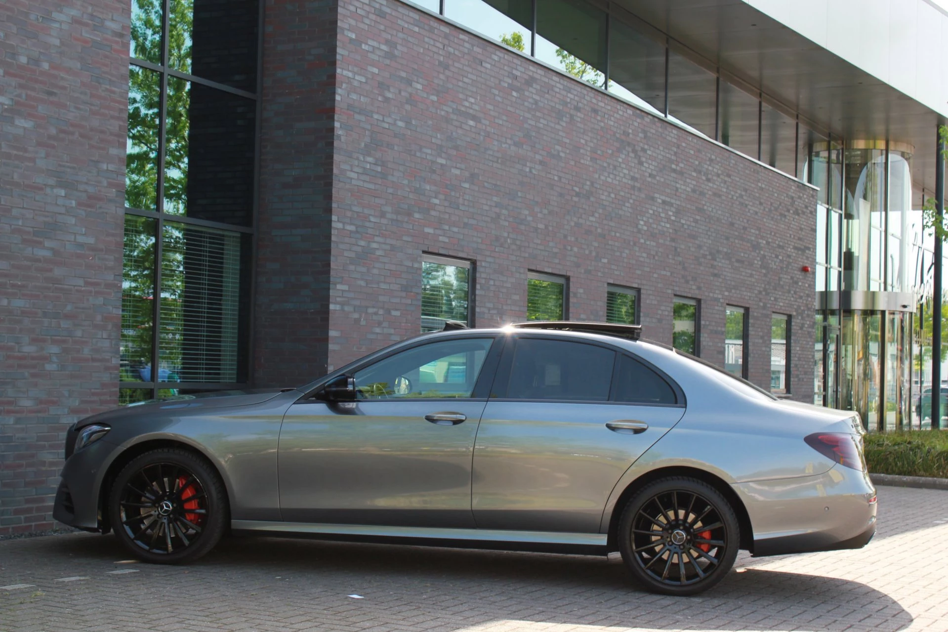Hoofdafbeelding Mercedes-Benz E-Klasse
